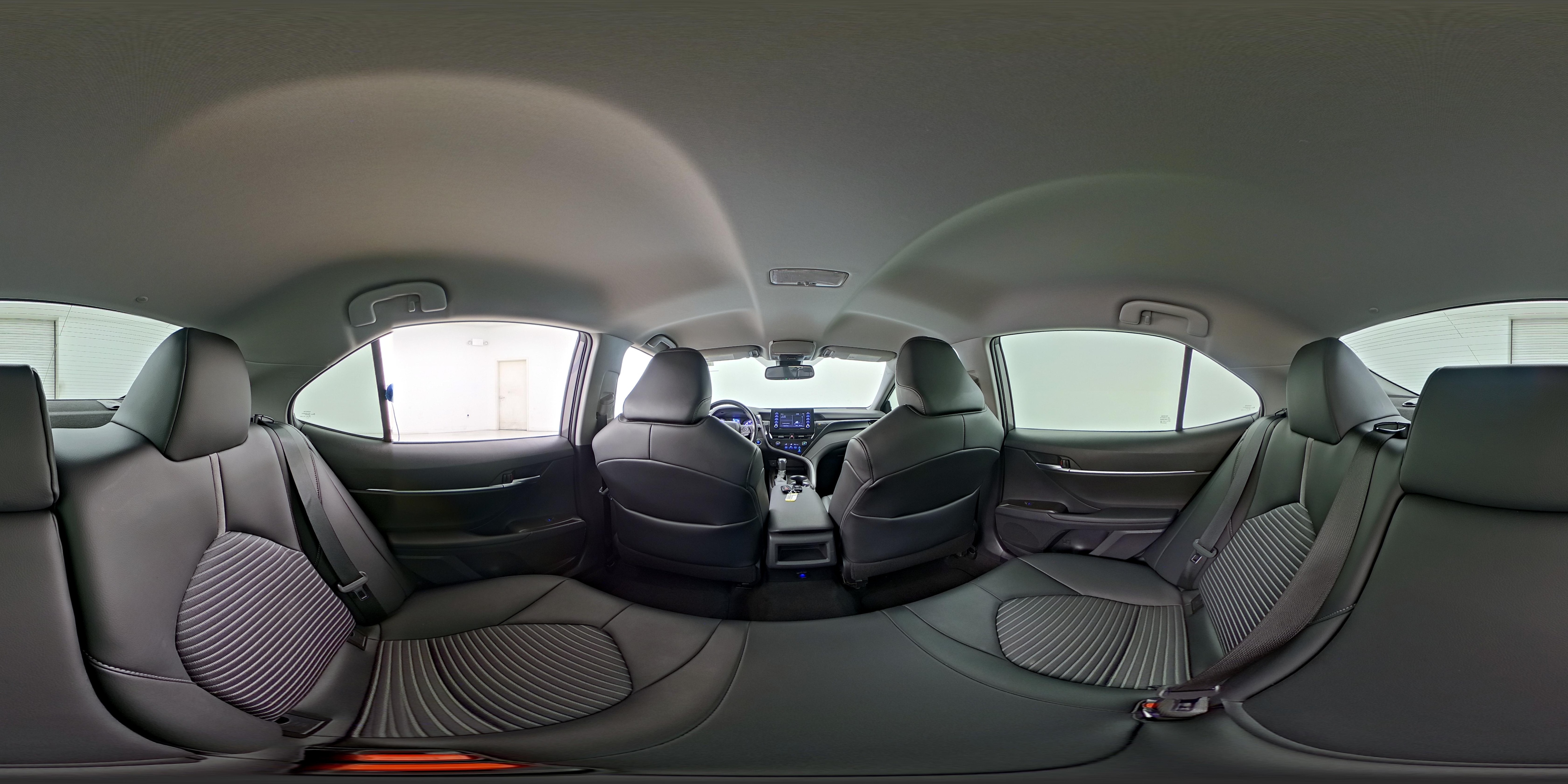 2021 Toyota Camry SE - Photo 25