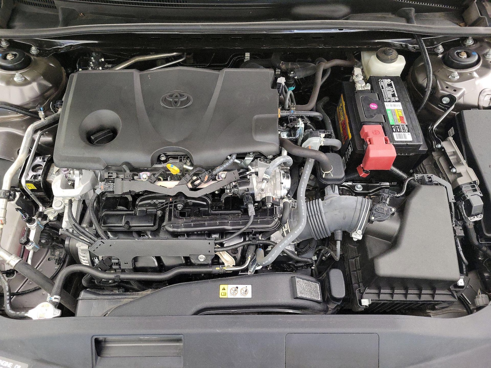 2021 Toyota Camry SE - Photo 22