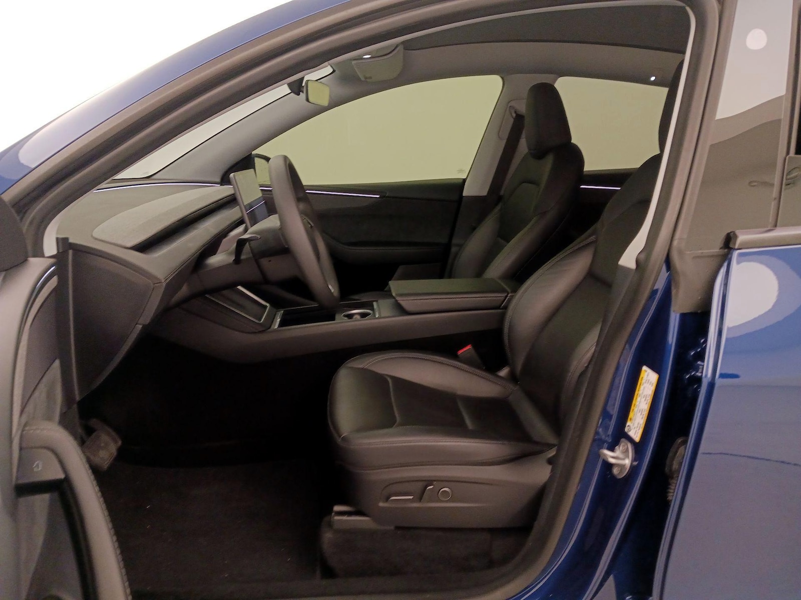 2026 Tesla Model Y Long Range - Photo 12