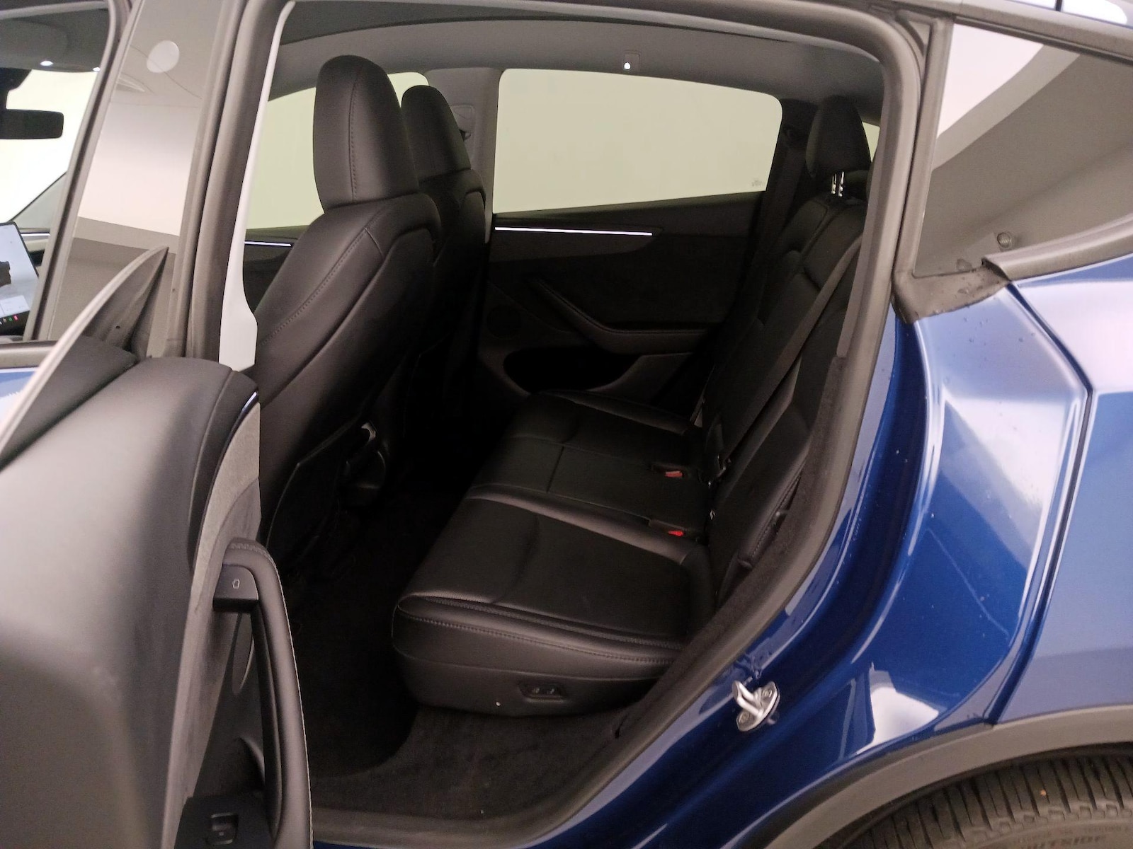 2026 Tesla Model Y Long Range - Photo 21