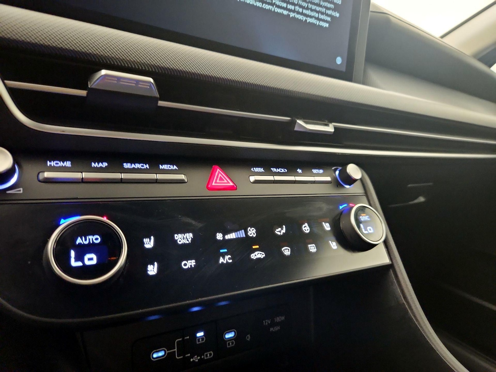 2025 Hyundai Sonata Hybrid Limited - Photo 18