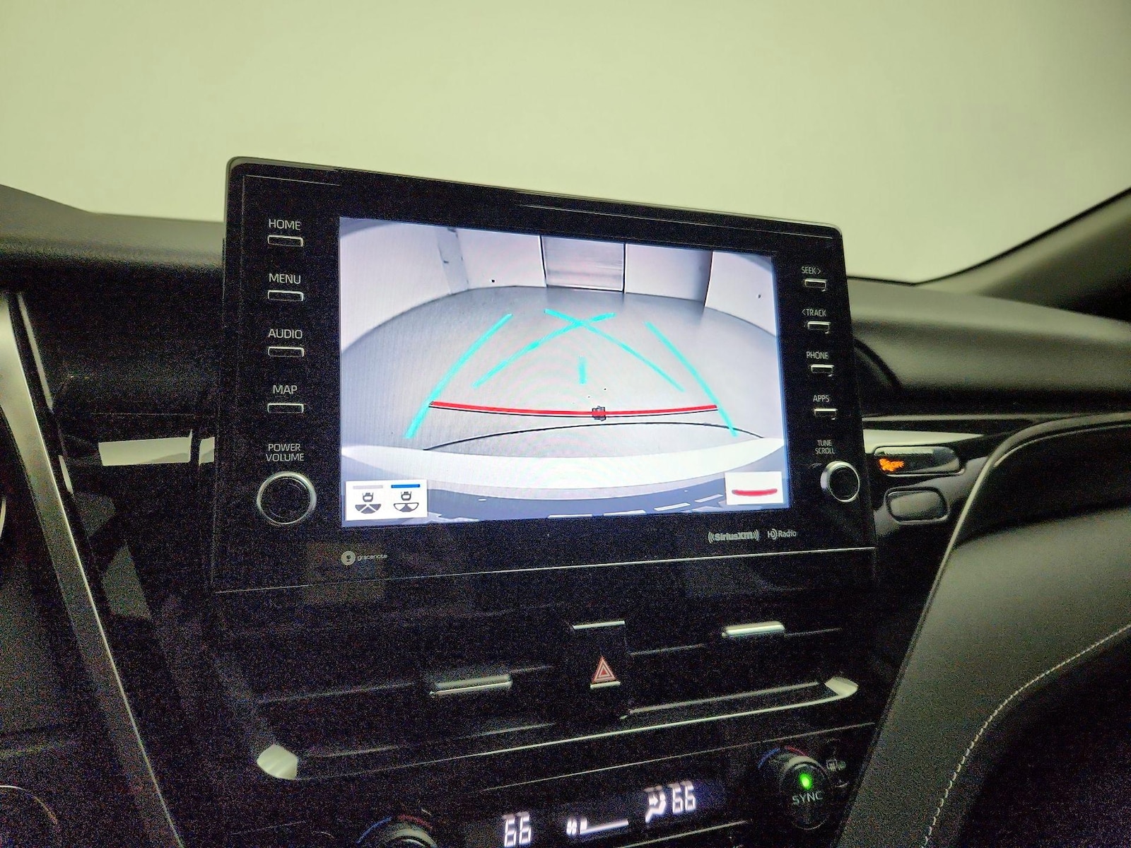 2021 Toyota Camry XSE - Photo 15