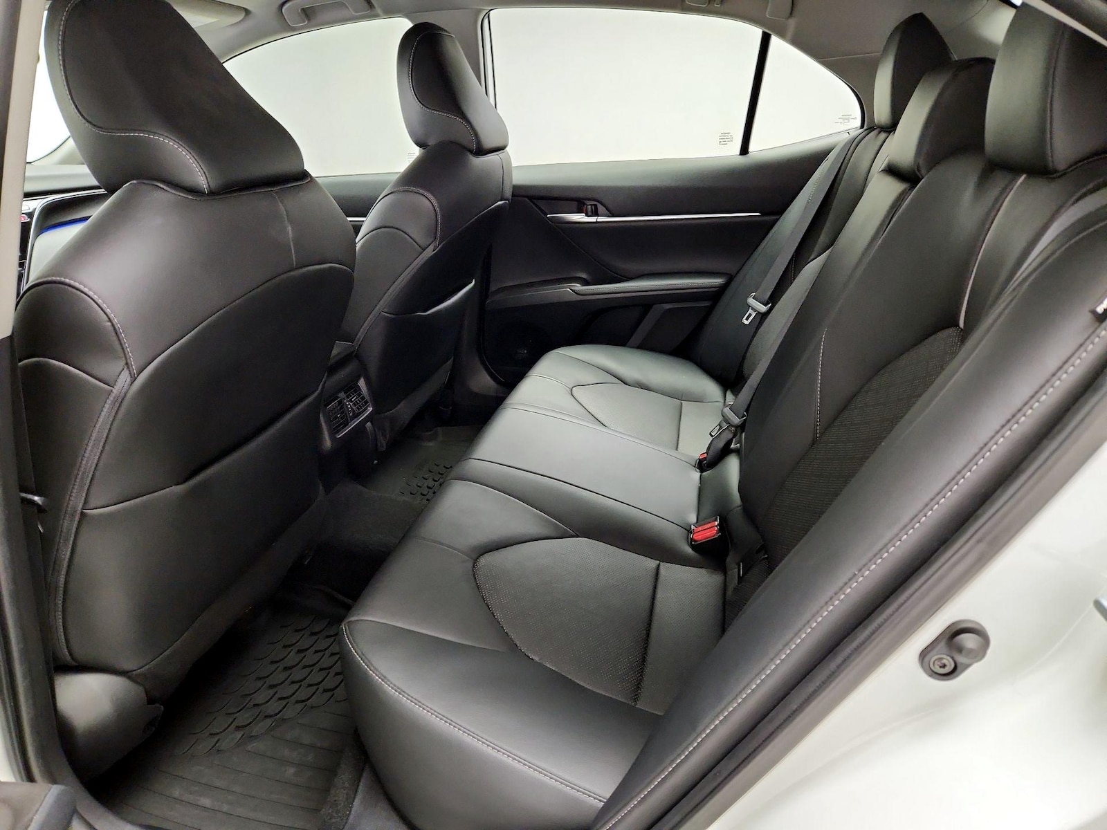 2021 Toyota Camry XSE - Photo 20