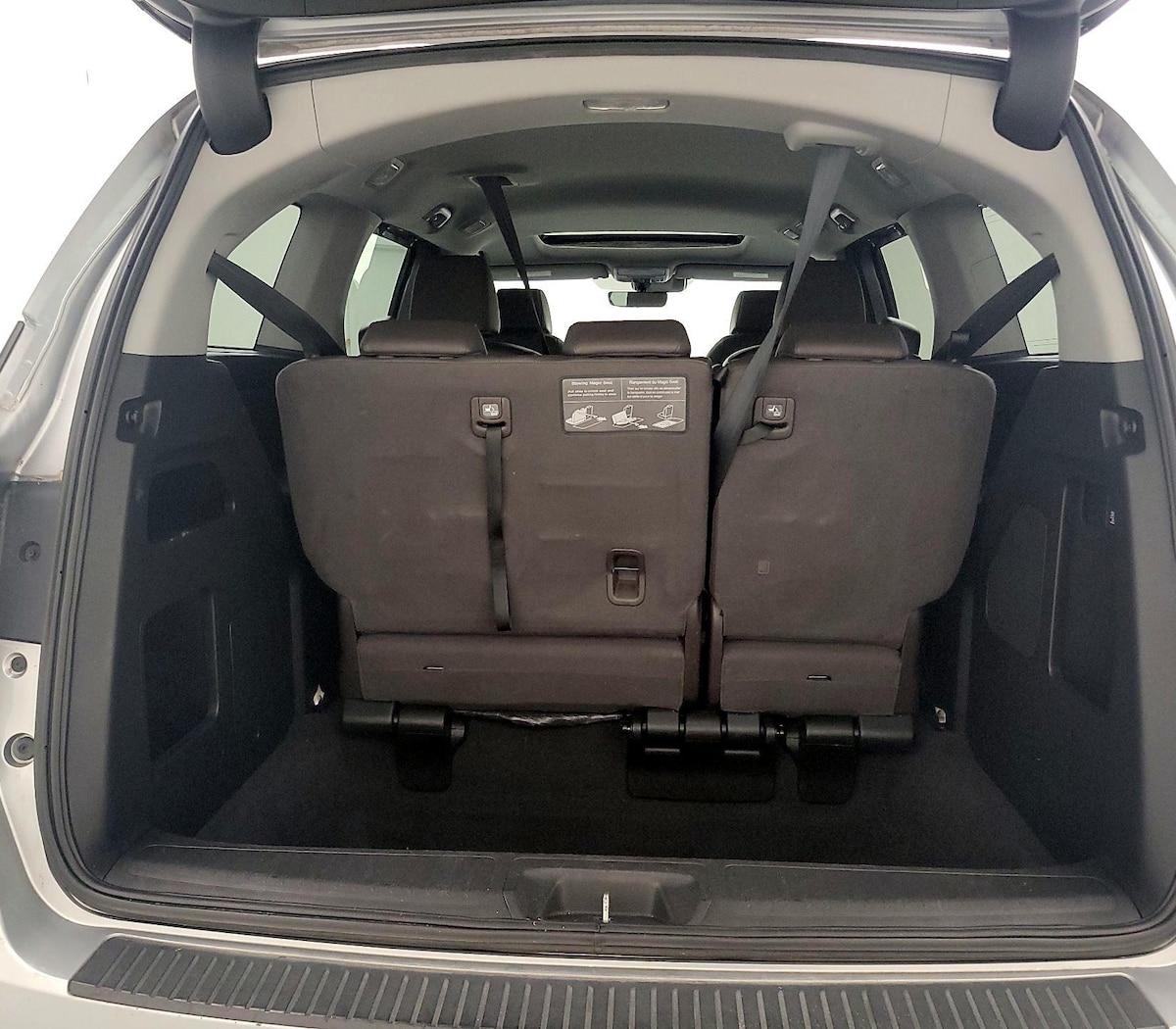 Trunk/Cargo (Seats Up)