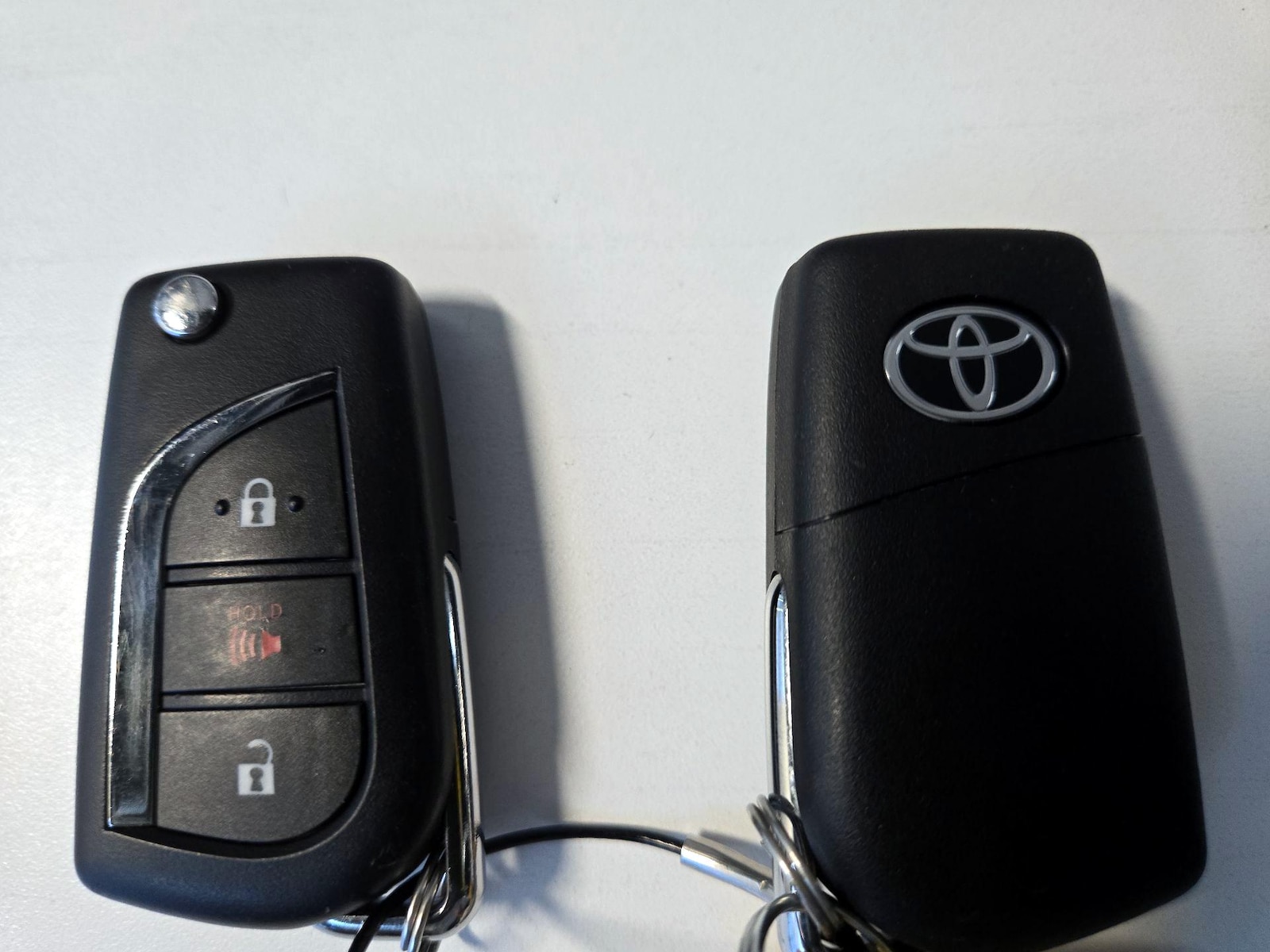 2025 Toyota RAV4 LE - Photo 23