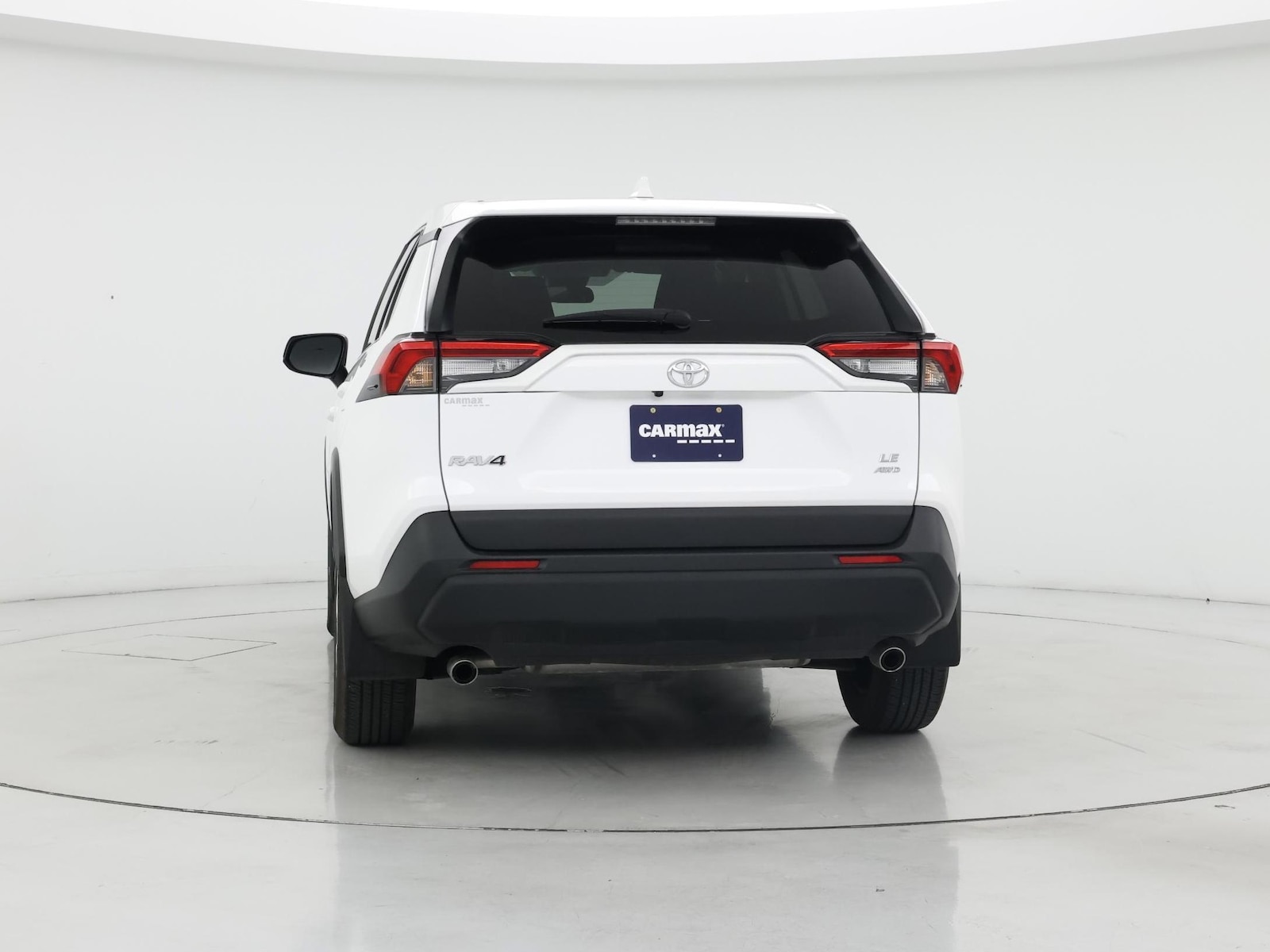 2025 Toyota RAV4 LE - Photo 7