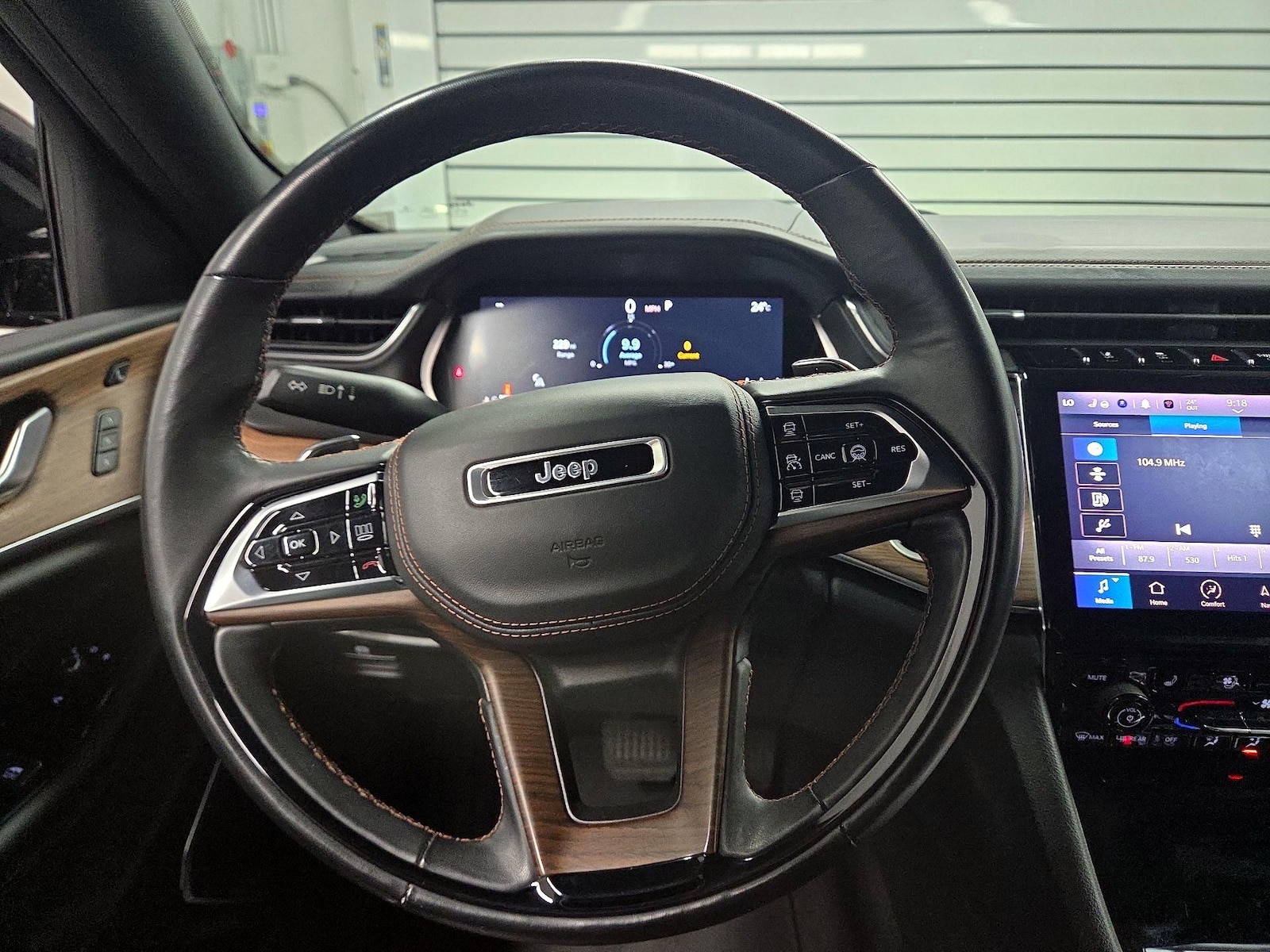 2021 Jeep Grand Cherokee L Summit - Photo 11