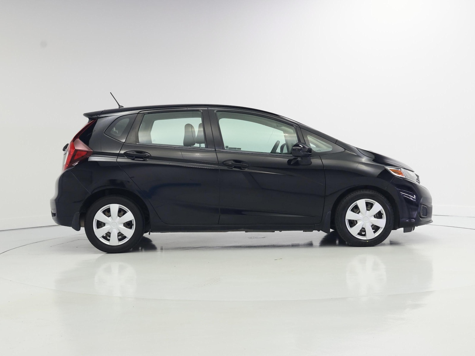 2019 Honda Fit LX - Photo 8