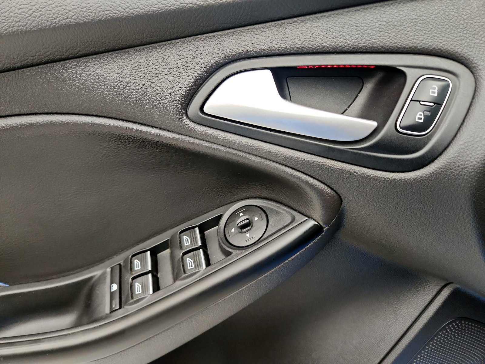 2016 Ford Focus RS - Photo 13