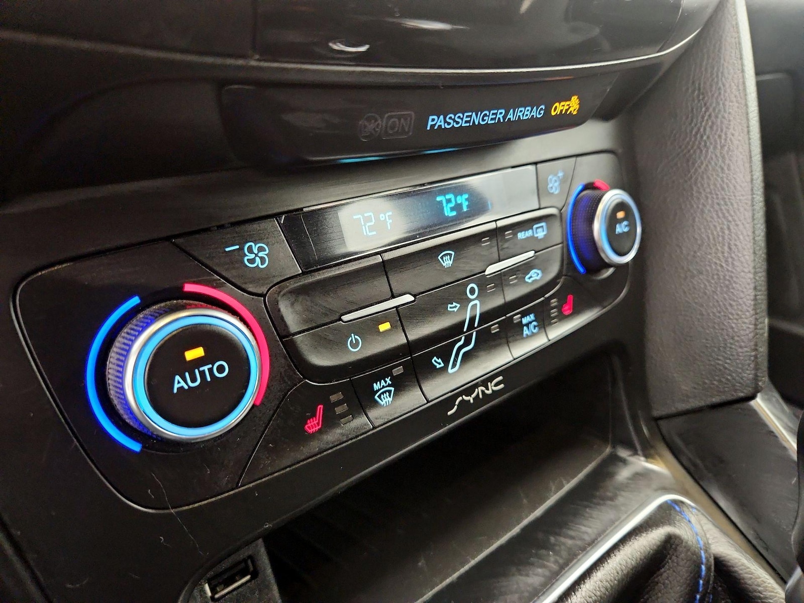 2016 Ford Focus RS - Photo 18