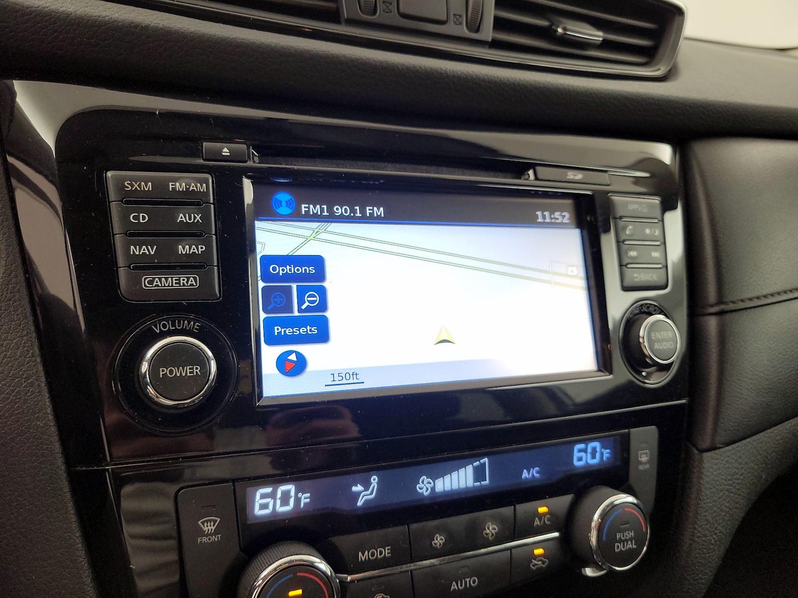 2017 Nissan Rogue SV - Photo 15