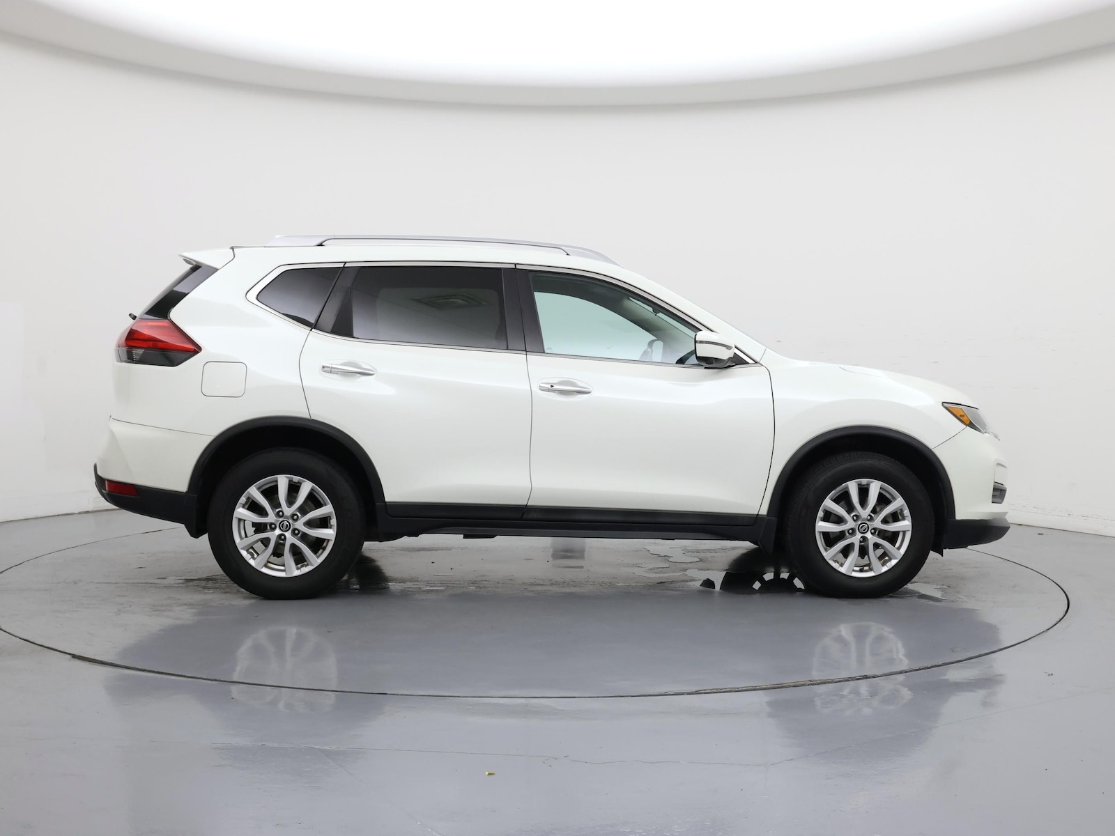 2017 Nissan Rogue SV - Photo 8