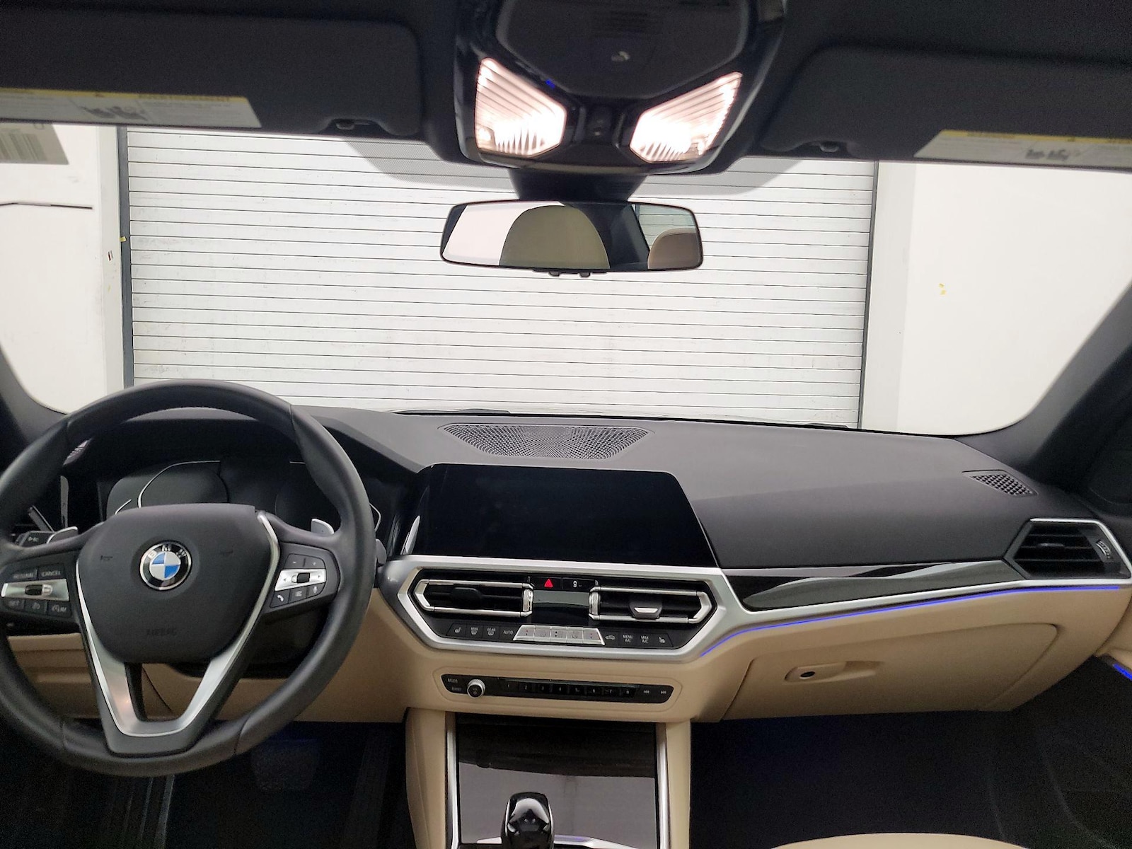2021 BMW 3 Series 330i - Photo 10