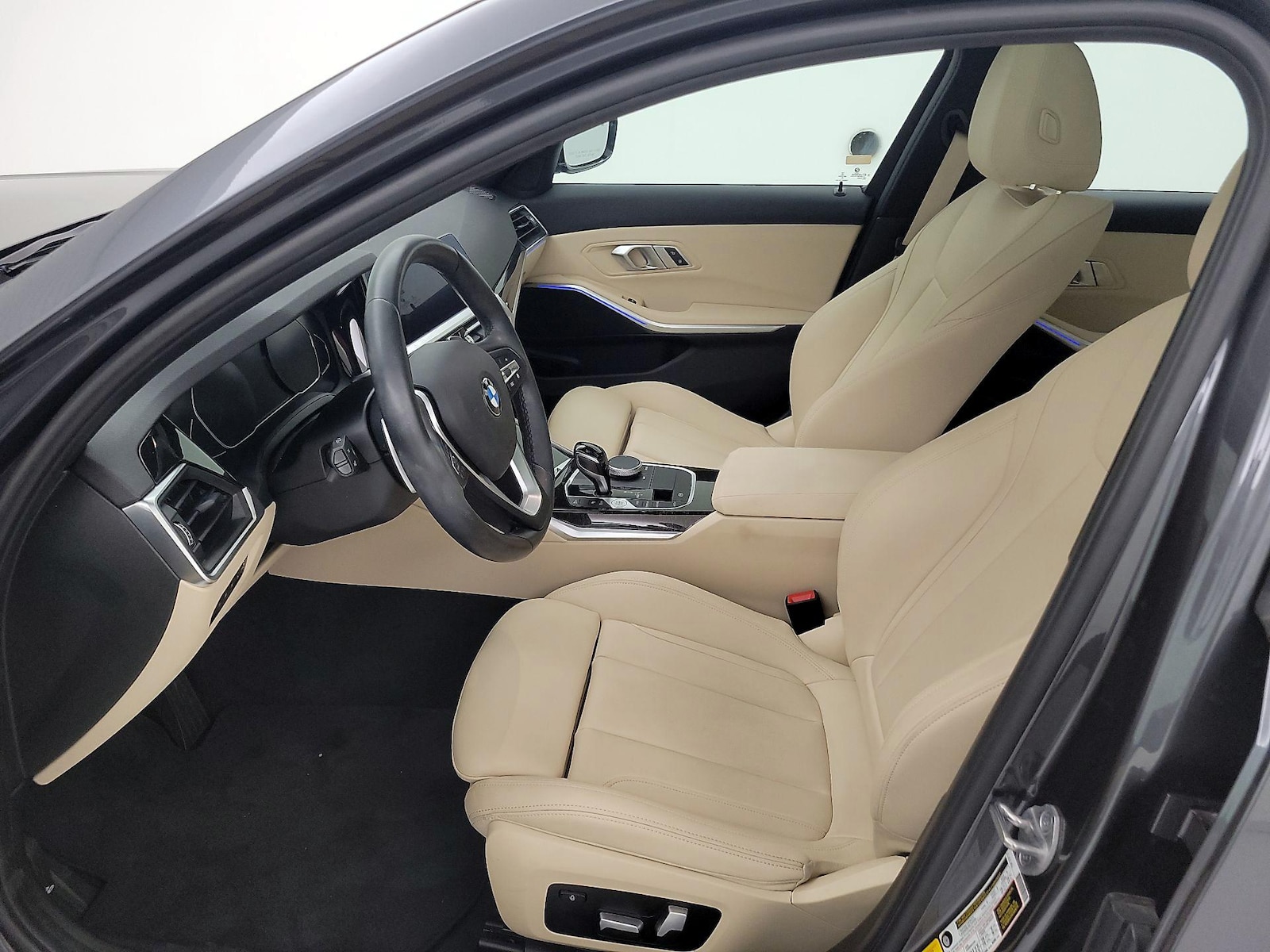 2021 BMW 3 Series 330i - Photo 12