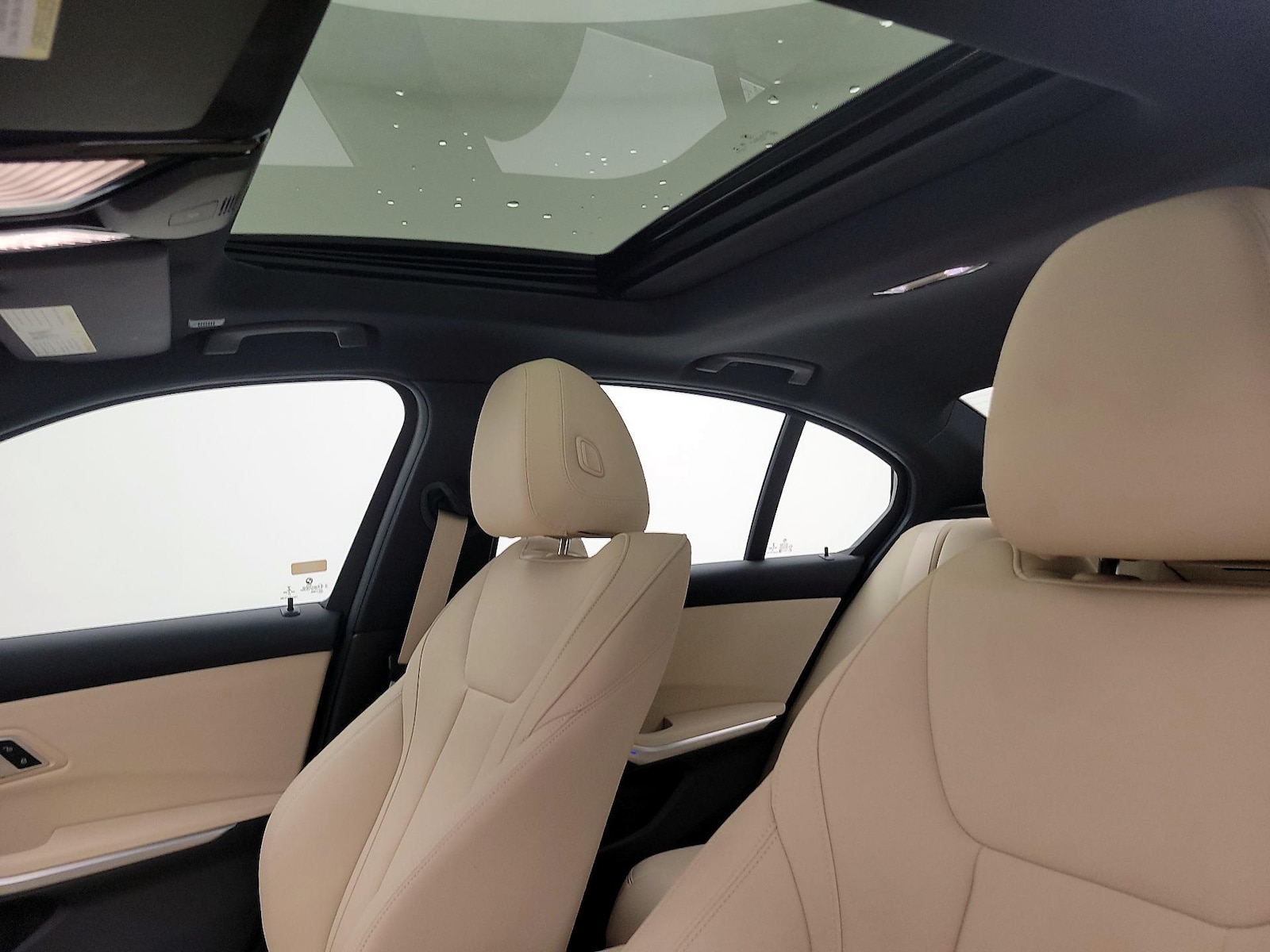 2021 BMW 3 Series 330i - Photo 21