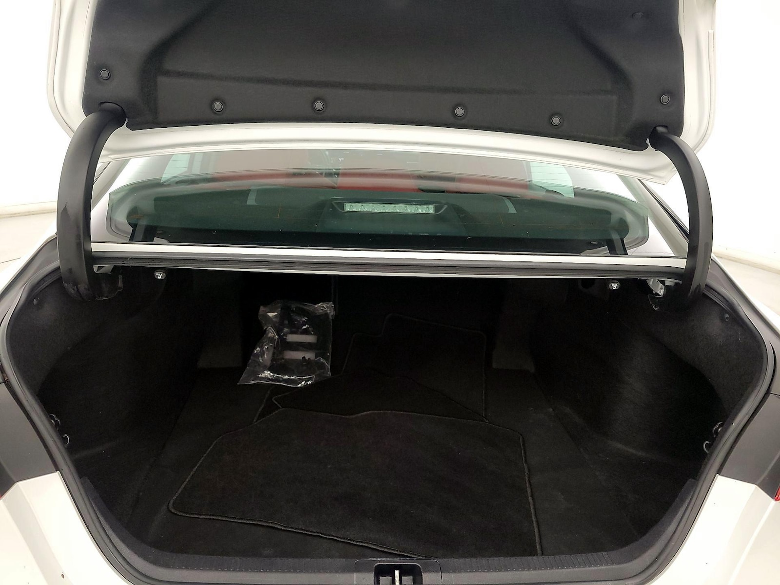 2019 Toyota Camry XSE - Photo 22