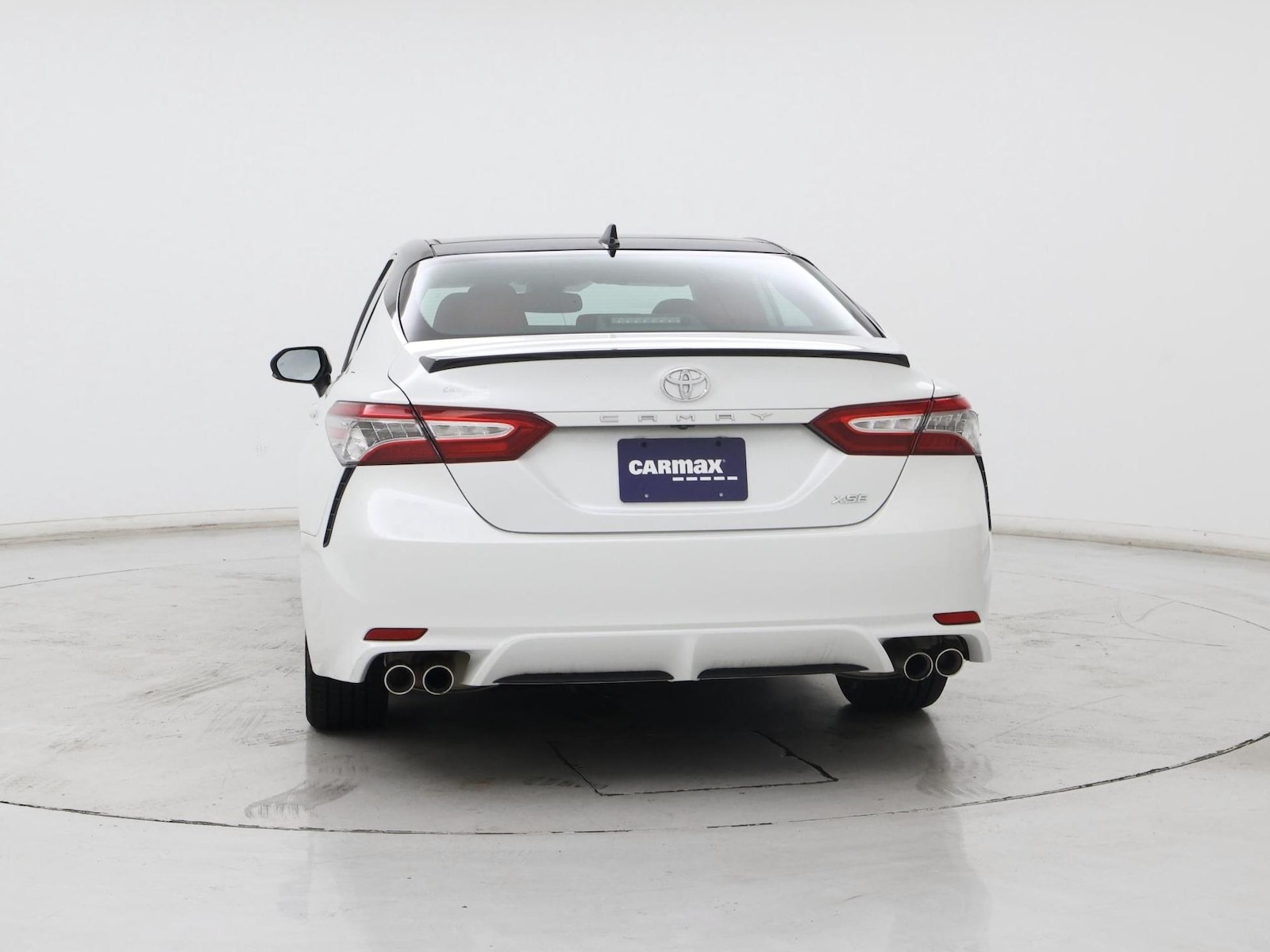 2019 Toyota Camry XSE - Photo 7