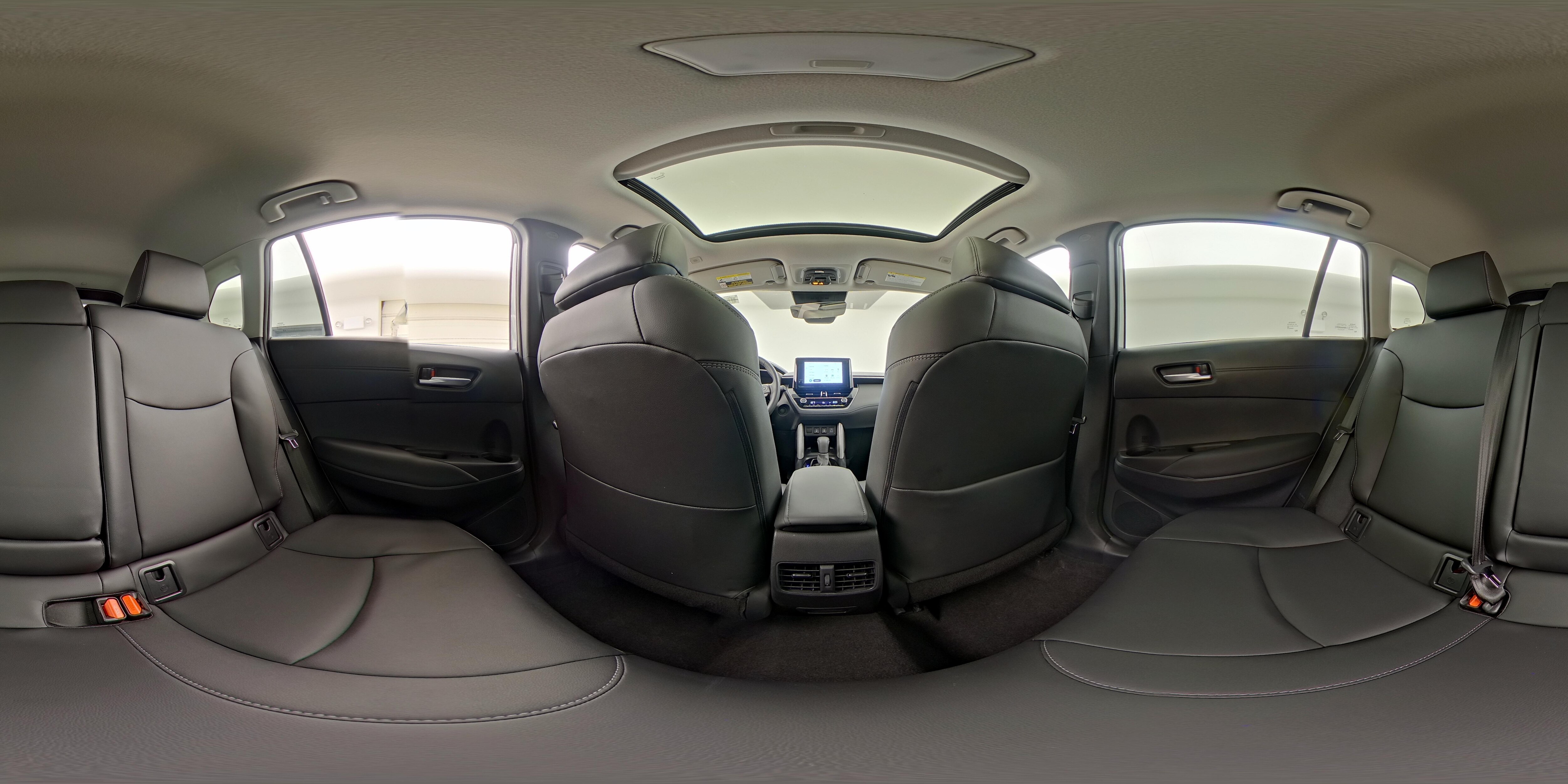 2025 Toyota Corolla Cross XLE - Photo 27