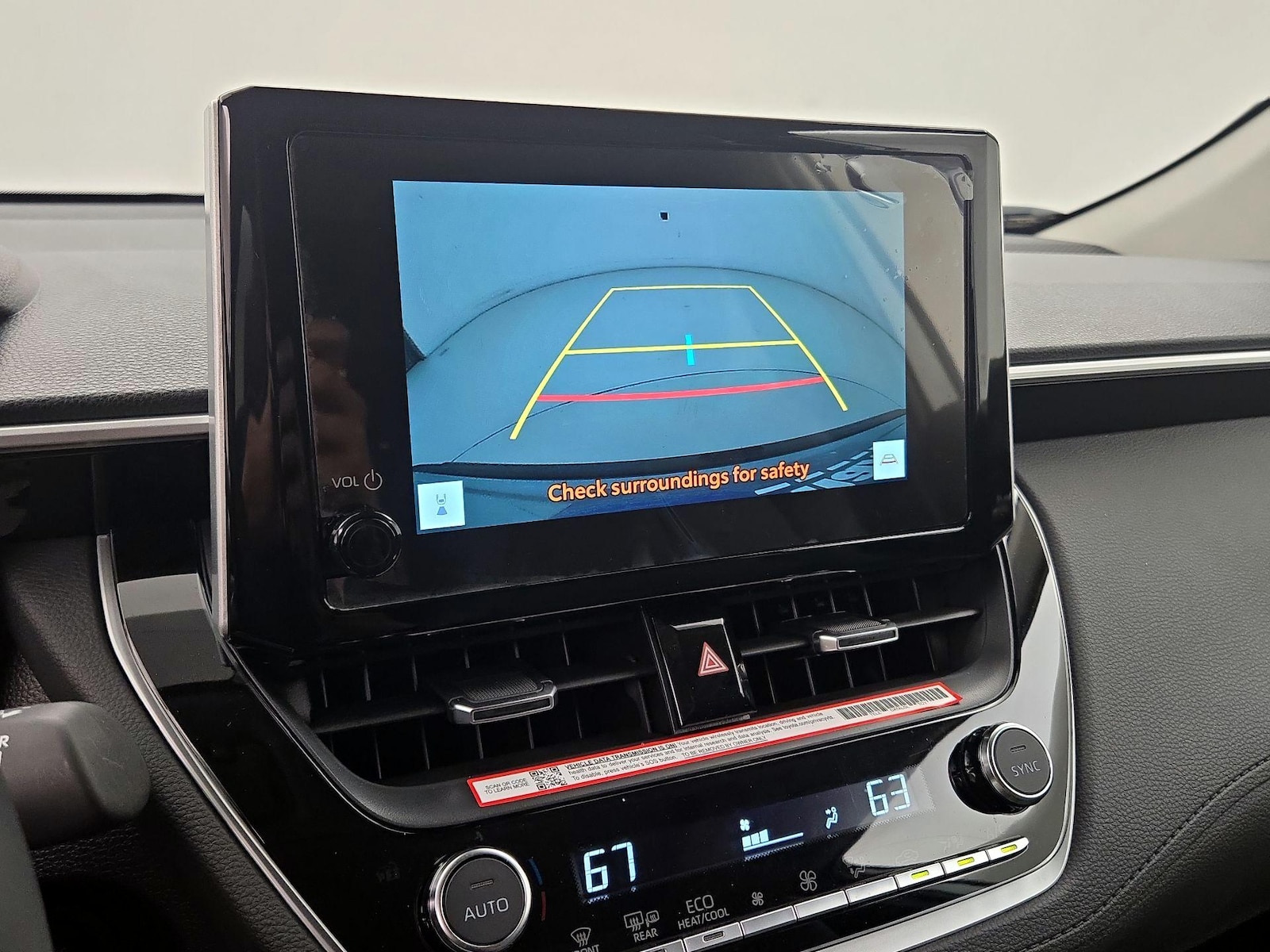2025 Toyota Corolla Cross XLE - Photo 15