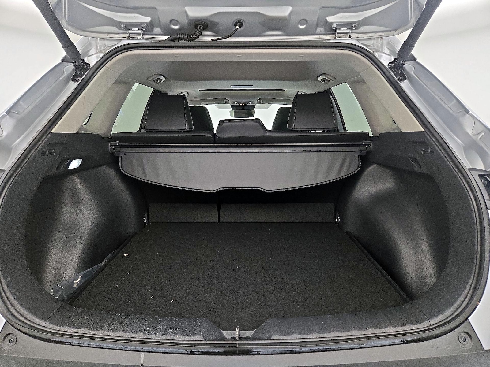 2025 Toyota Corolla Cross XLE - Photo 22