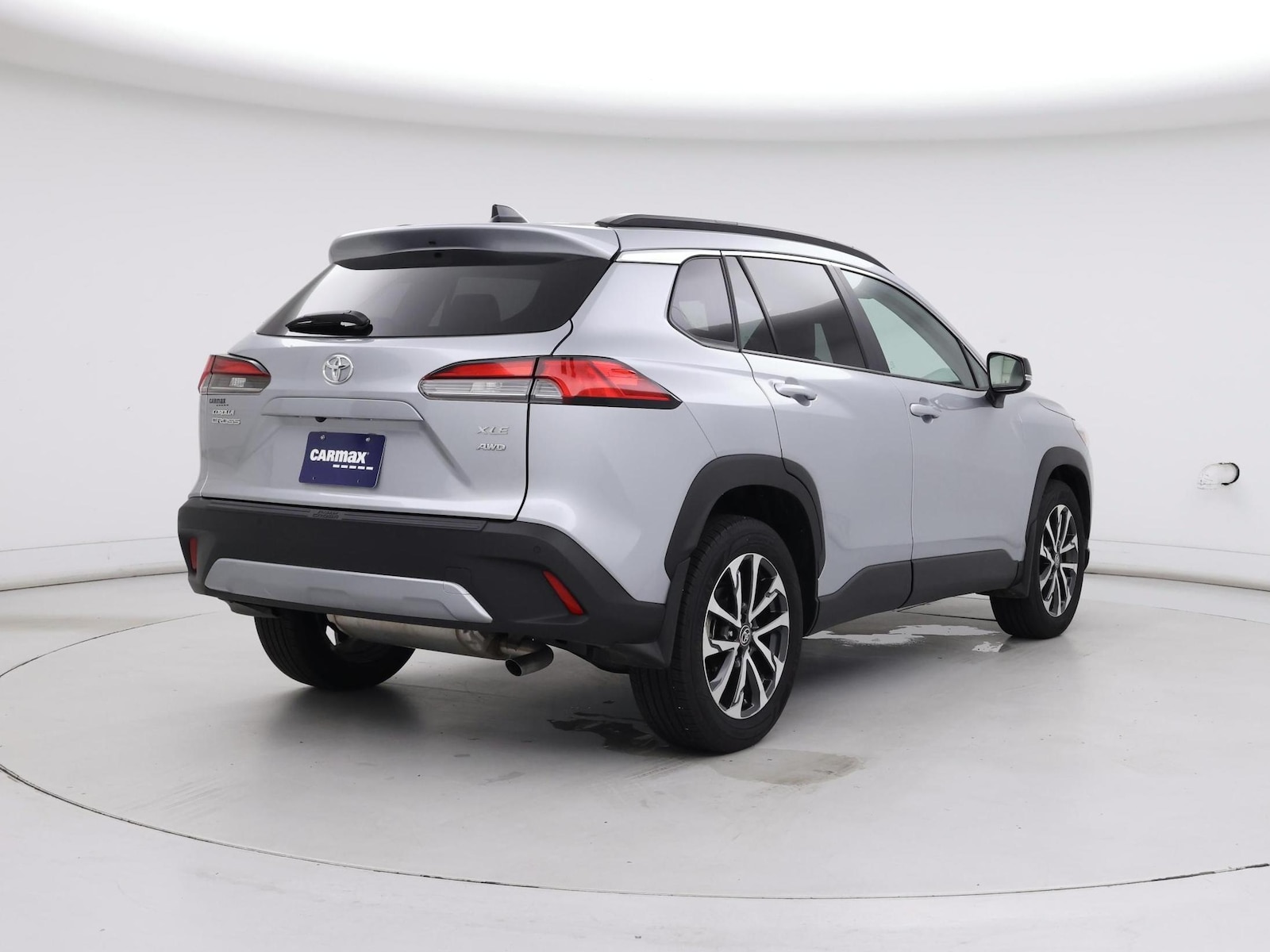 2025 Toyota Corolla Cross XLE - Photo 9