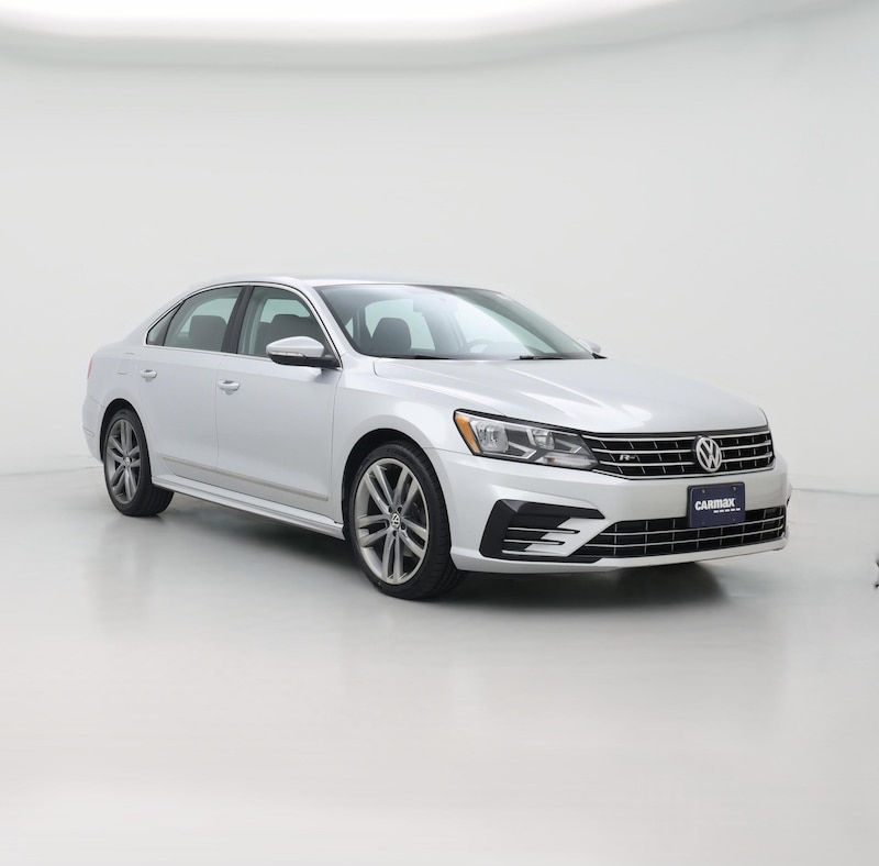2016 Volkswagen Passat R-Line