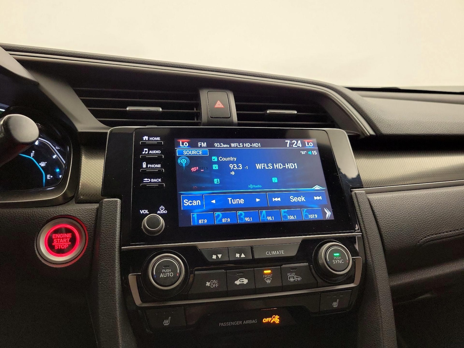2019 Honda Civic Hatchback EX - Photo 16