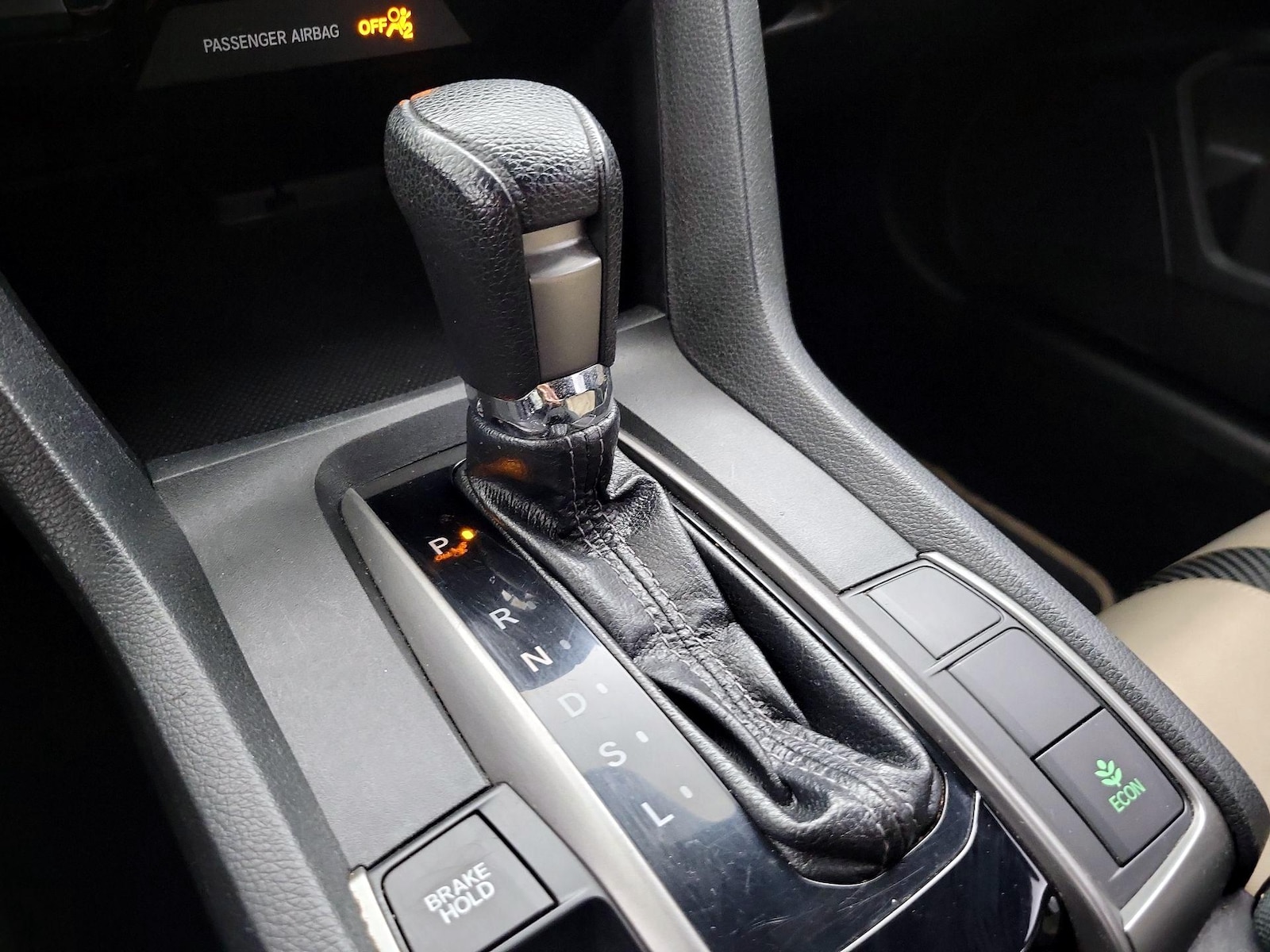 2019 Honda Civic Hatchback EX - Photo 18