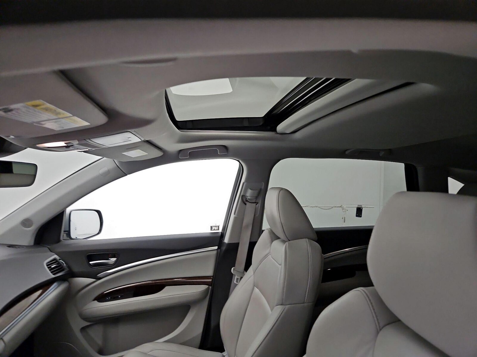 Sunroof(s) & Overhead Airbags
