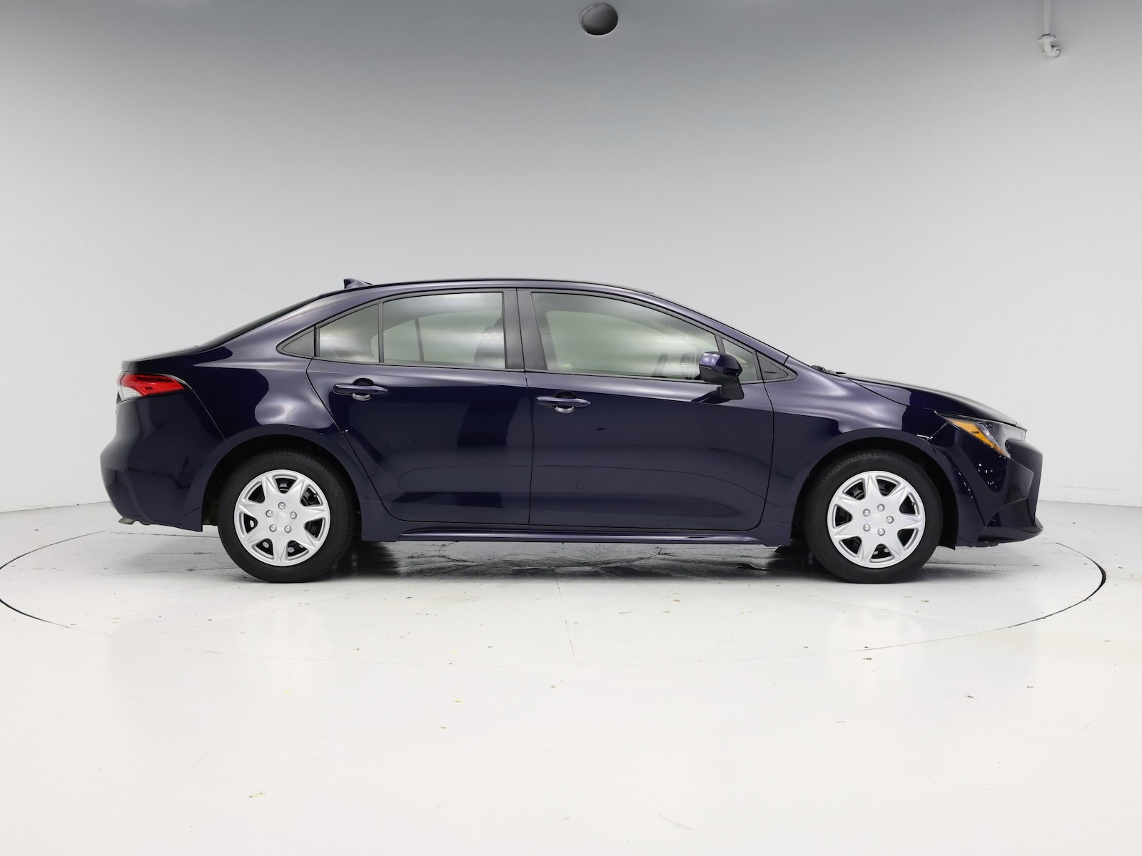 2020 Toyota Corolla LE - Photo 8
