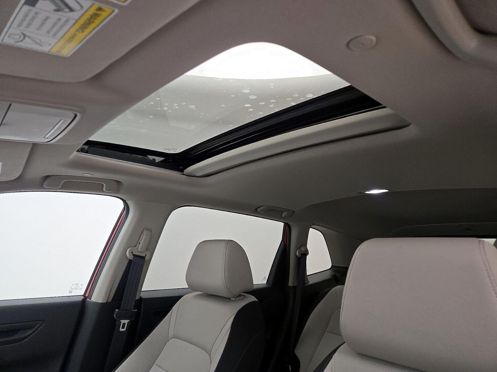 Sunroof(s) & Overhead Airbags