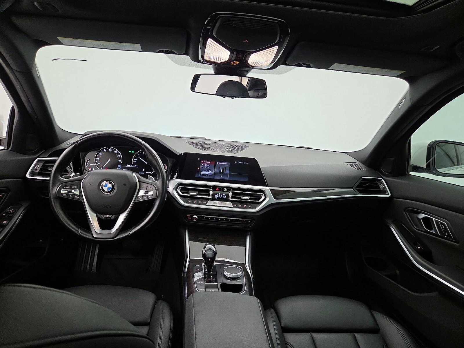 2019 BMW 3 Series 330i - Photo 10