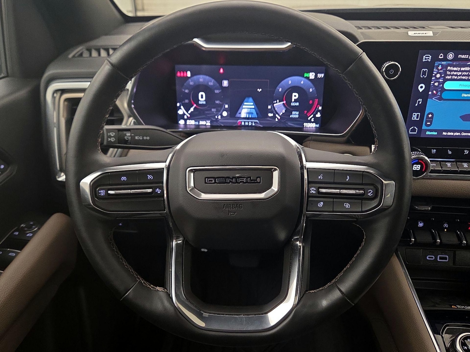 2025 GMC Canyon Denali - Photo 11