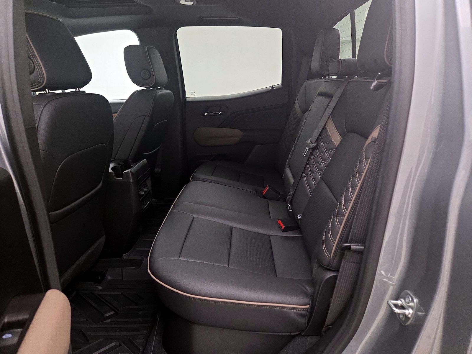 2025 GMC Canyon Denali - Photo 21