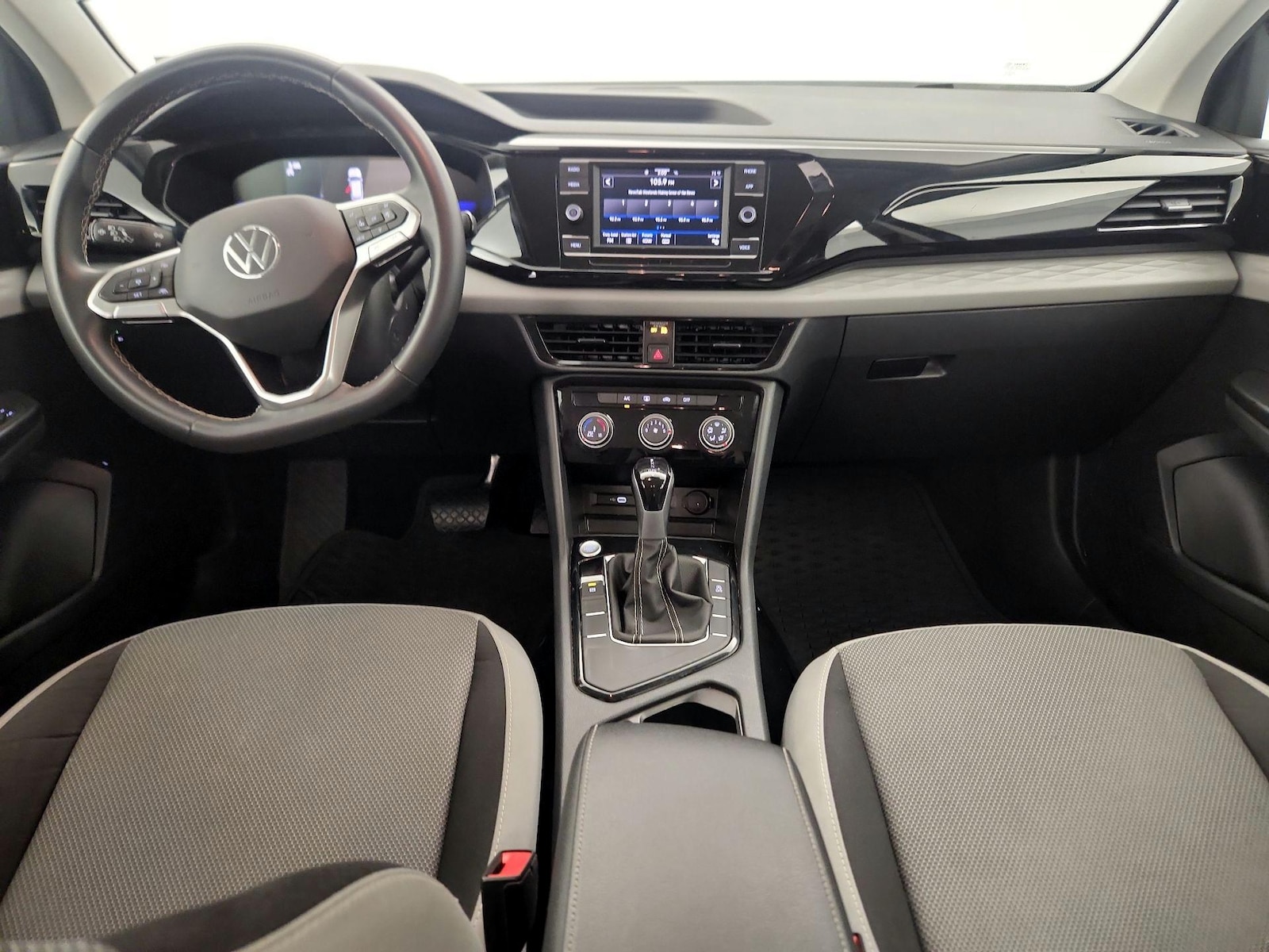 2023 Volkswagen Taos S - Photo 10