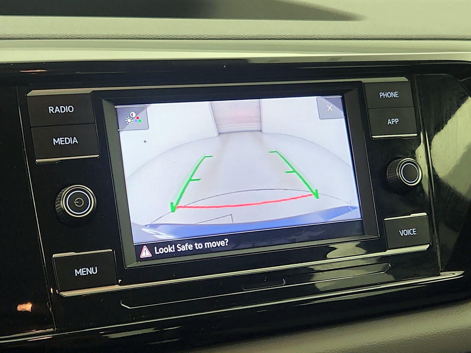 2023 Volkswagen Taos S - Photo 15