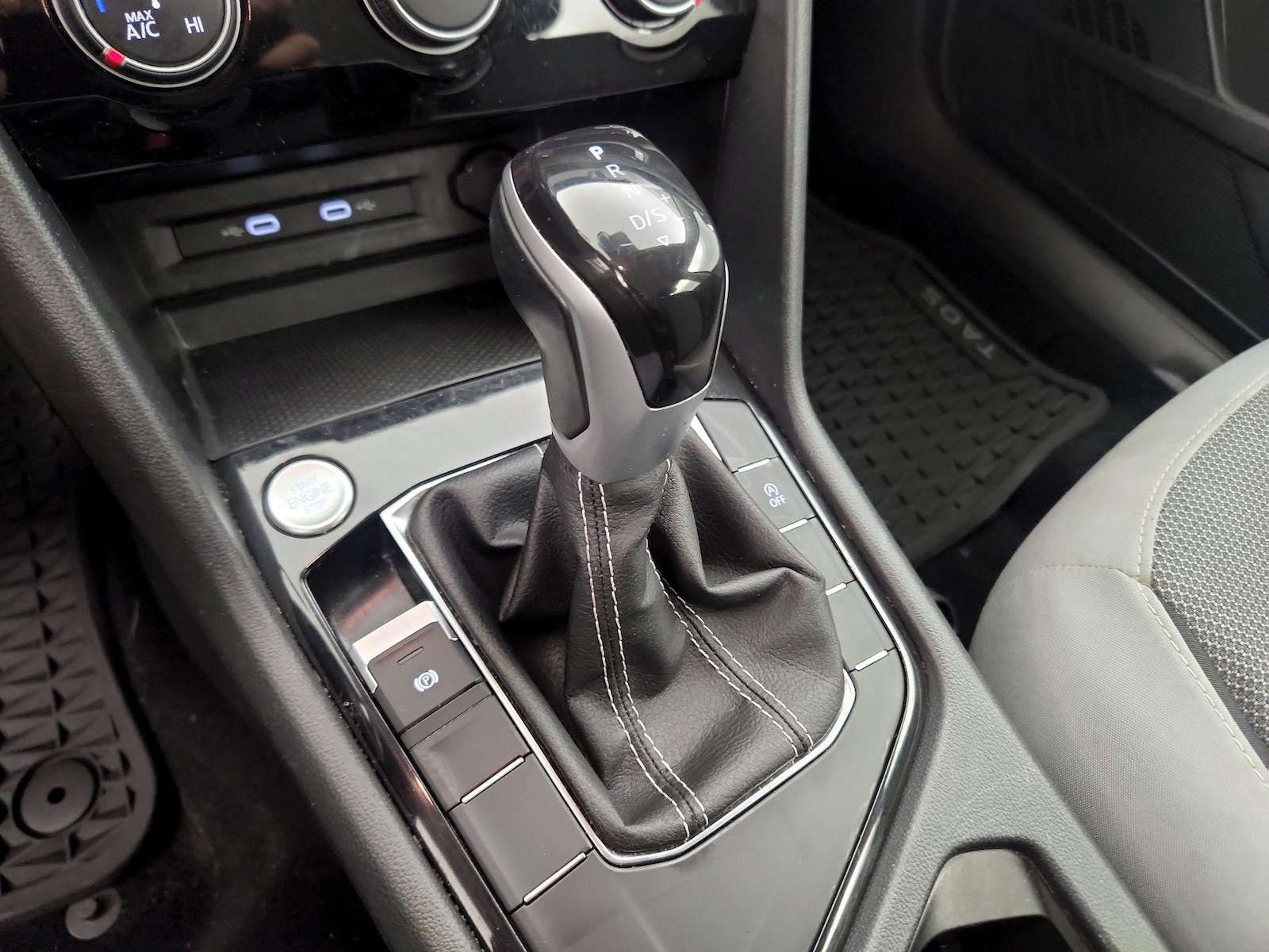 2023 Volkswagen Taos S - Photo 18