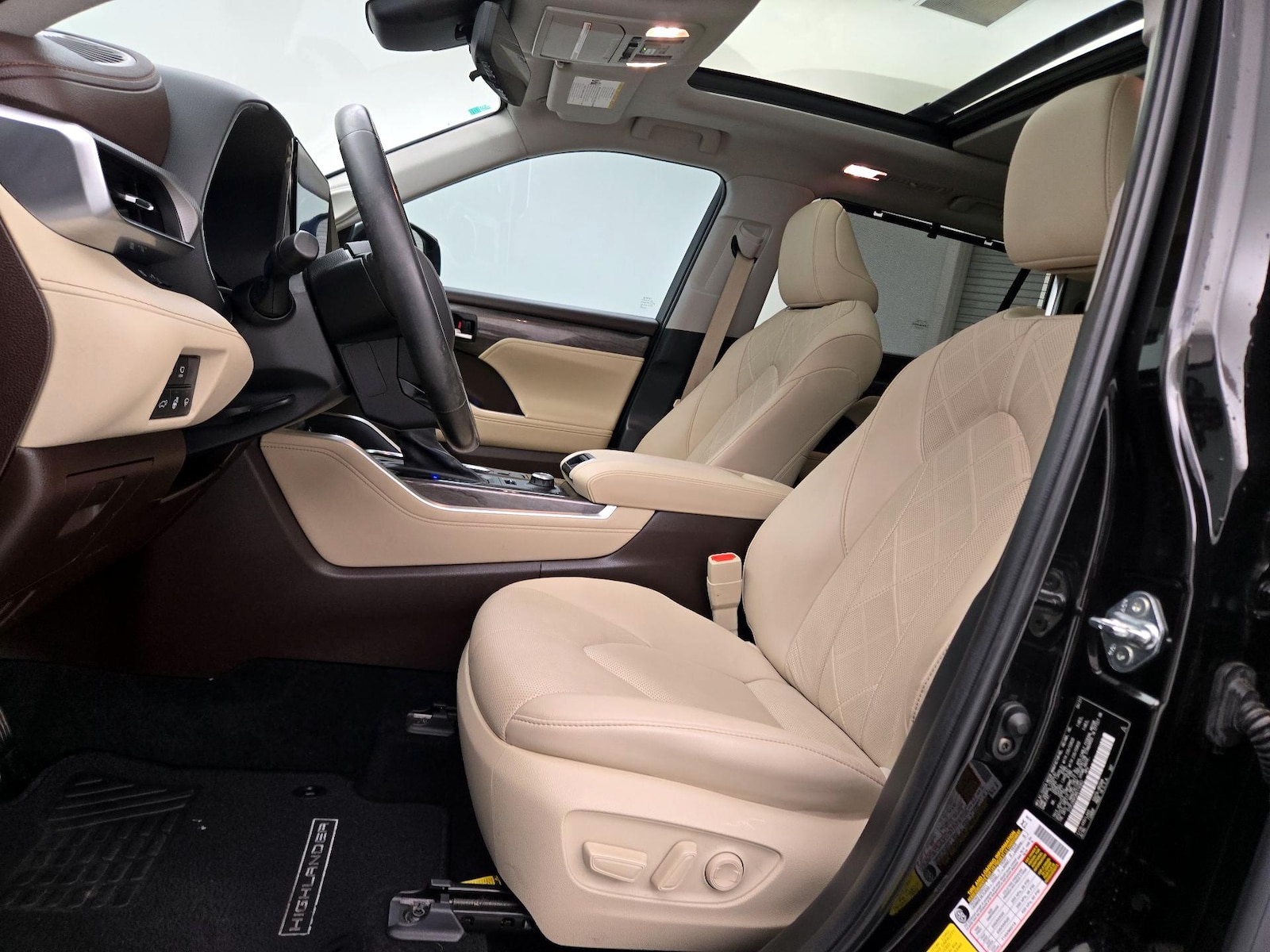 2021 Toyota Highlander Platinum - Photo 12