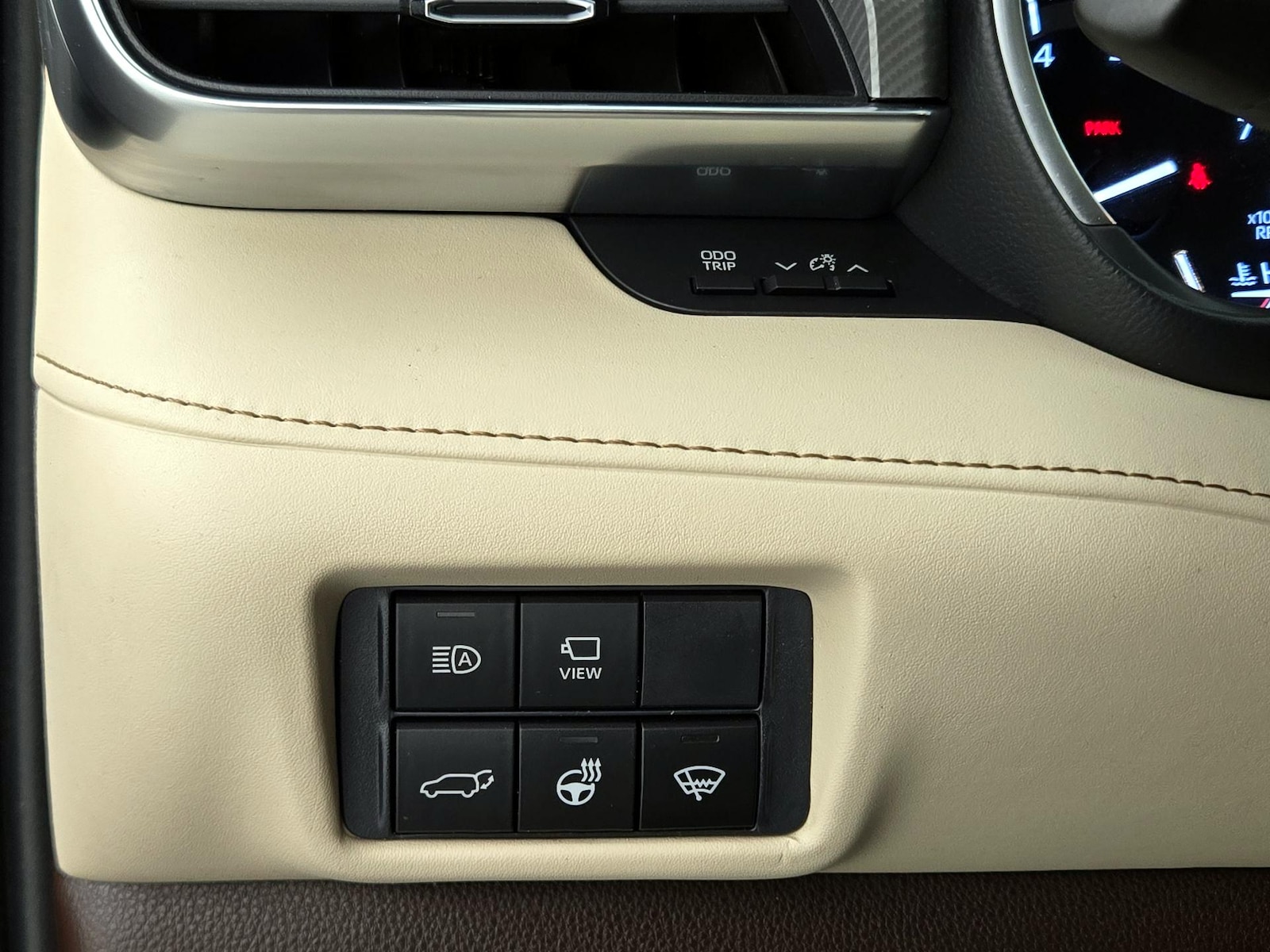 2021 Toyota Highlander Platinum - Photo 14