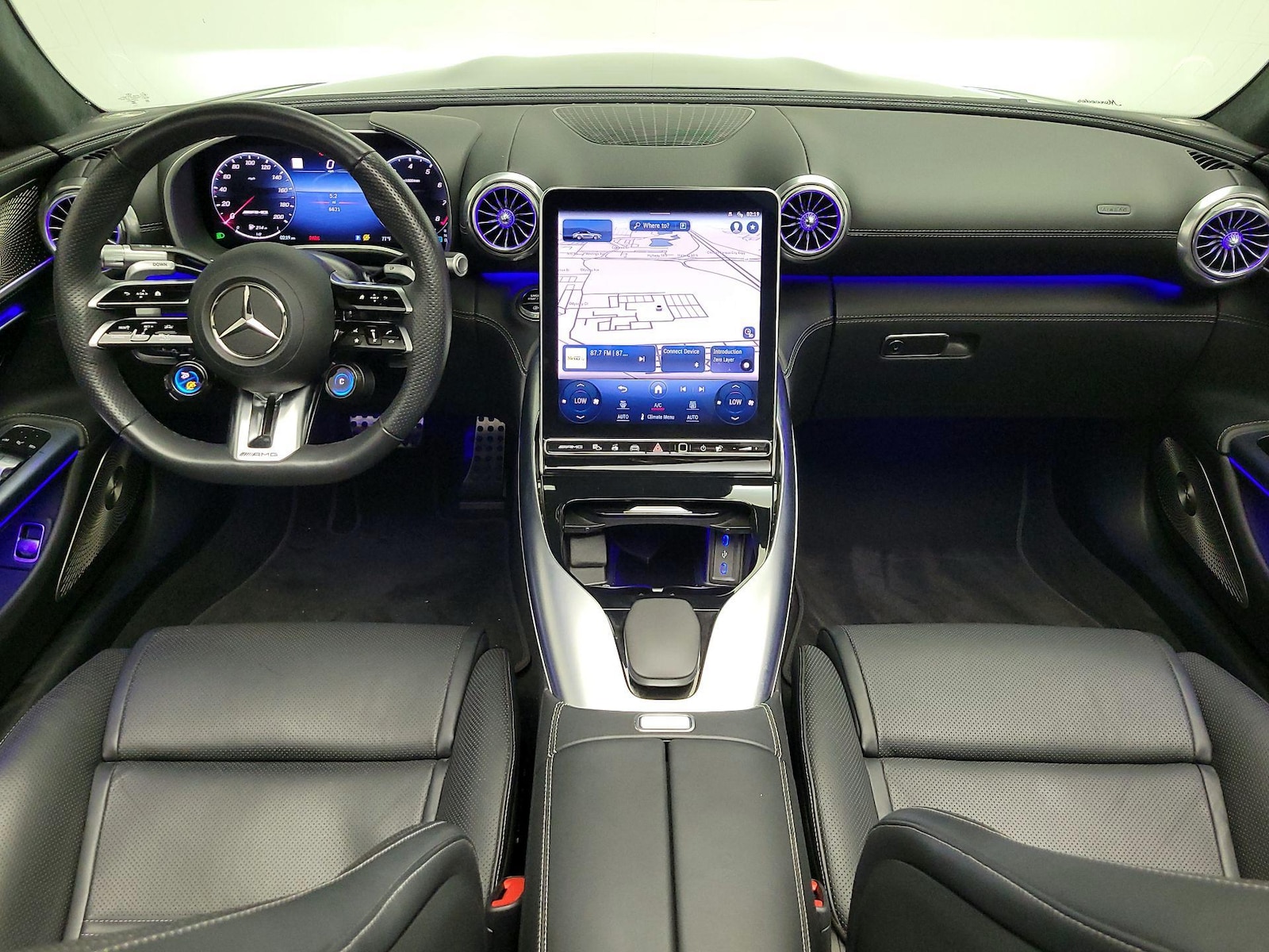 Apple CarPlay® & Android Auto™