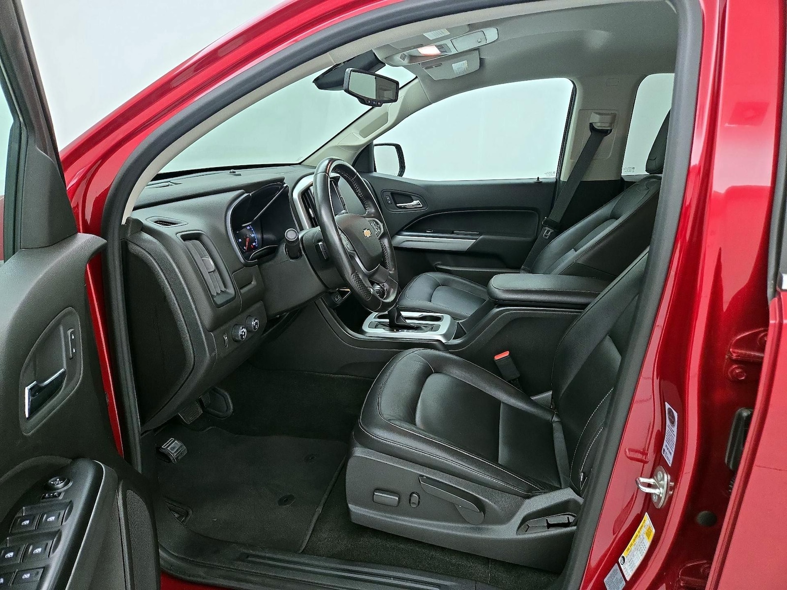 2017 Chevrolet Colorado LT - Photo 12