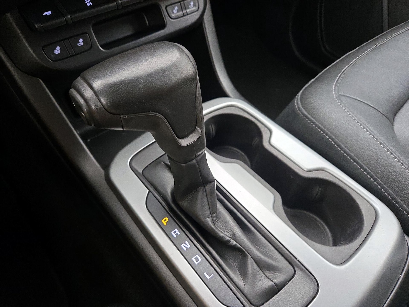2017 Chevrolet Colorado LT - Photo 18