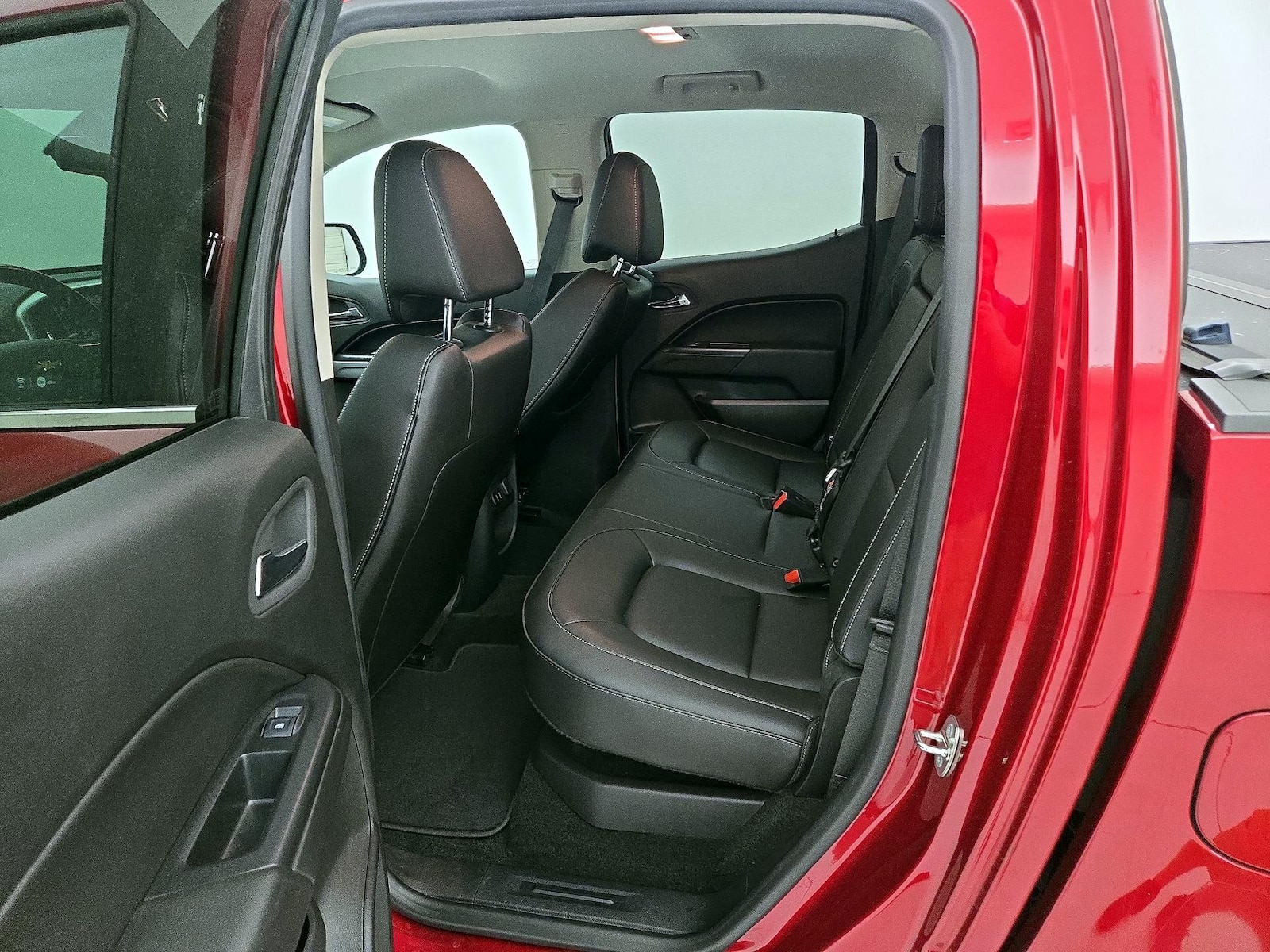2017 Chevrolet Colorado LT - Photo 20