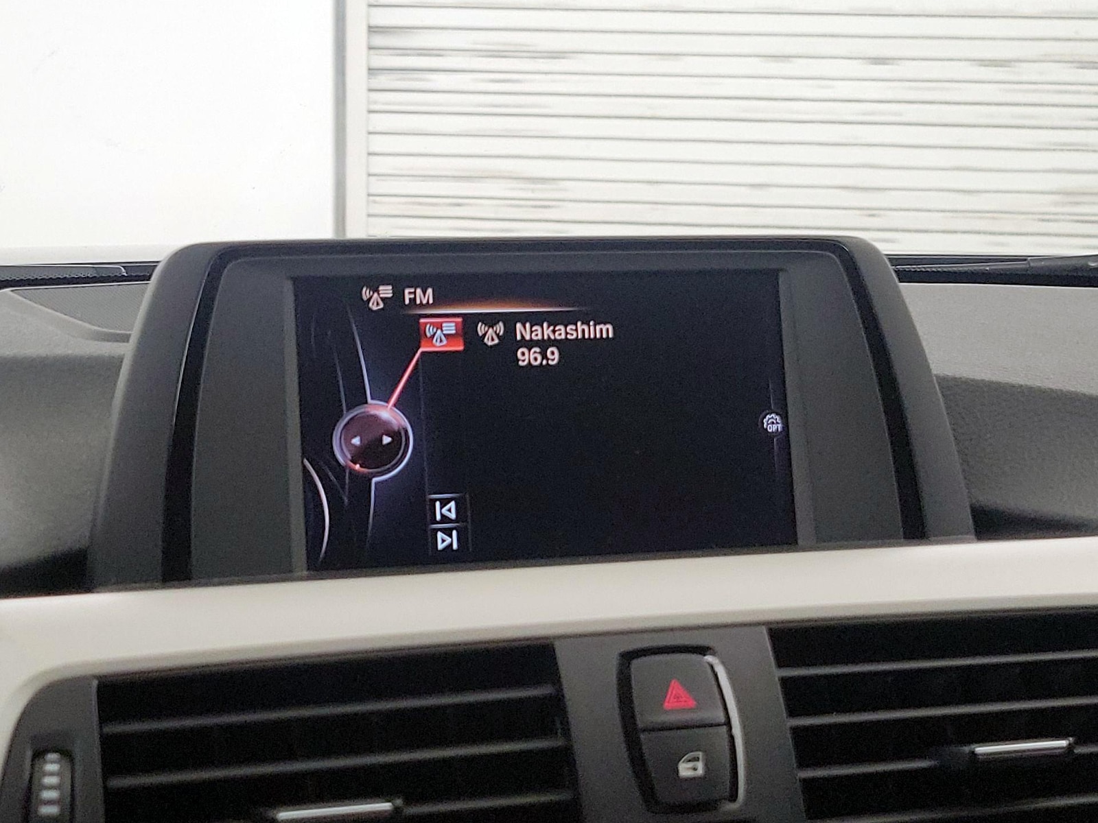 2015 BMW 3 Series 320i - Photo 15