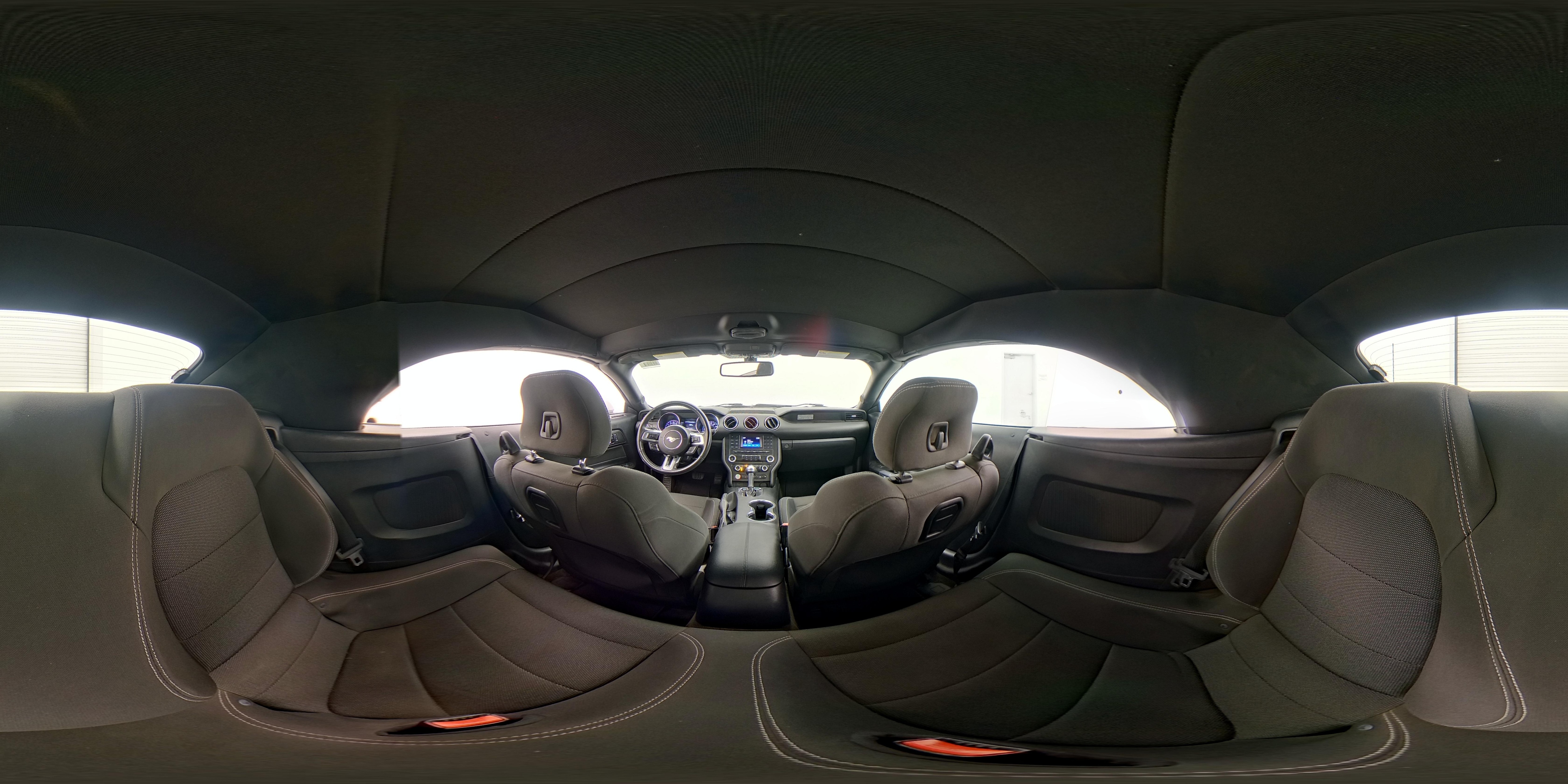 2015 Ford Mustang V6 - Photo 25