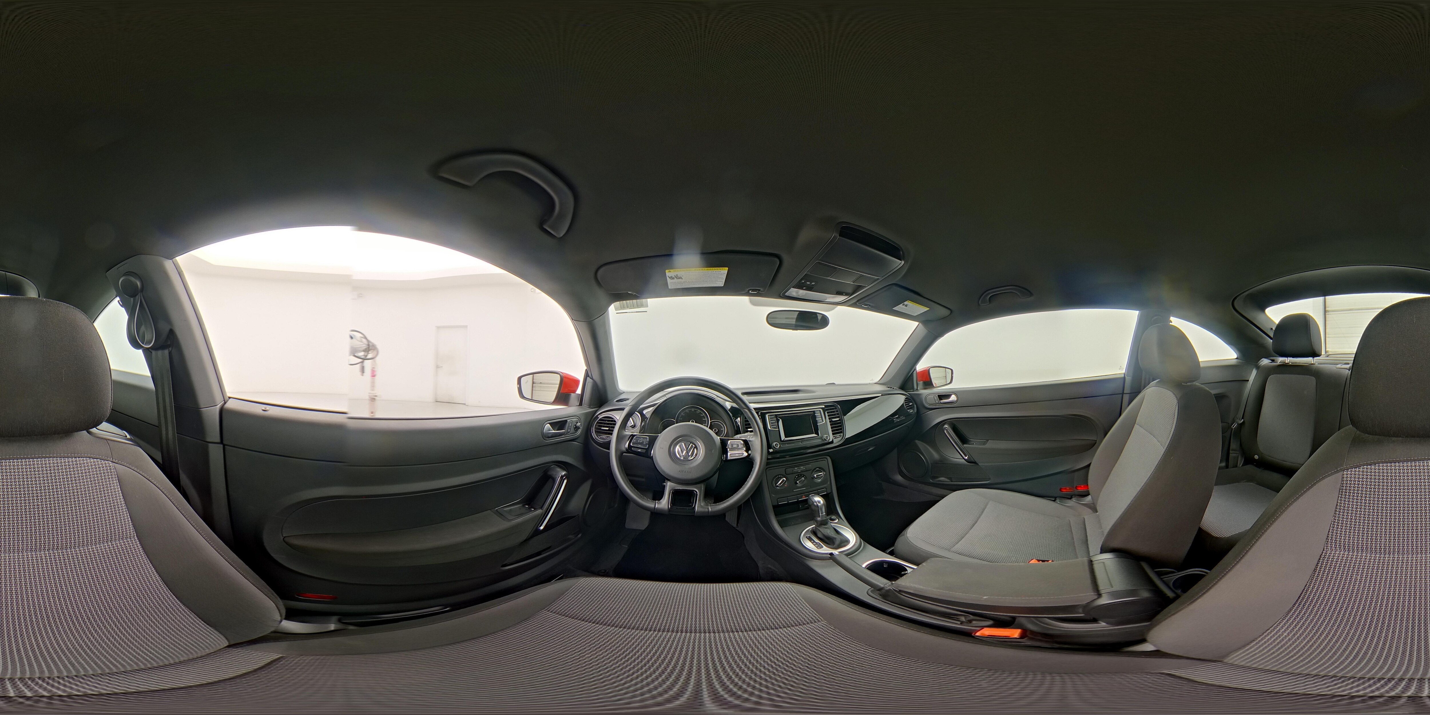 2019 Volkswagen Beetle S - Photo 25