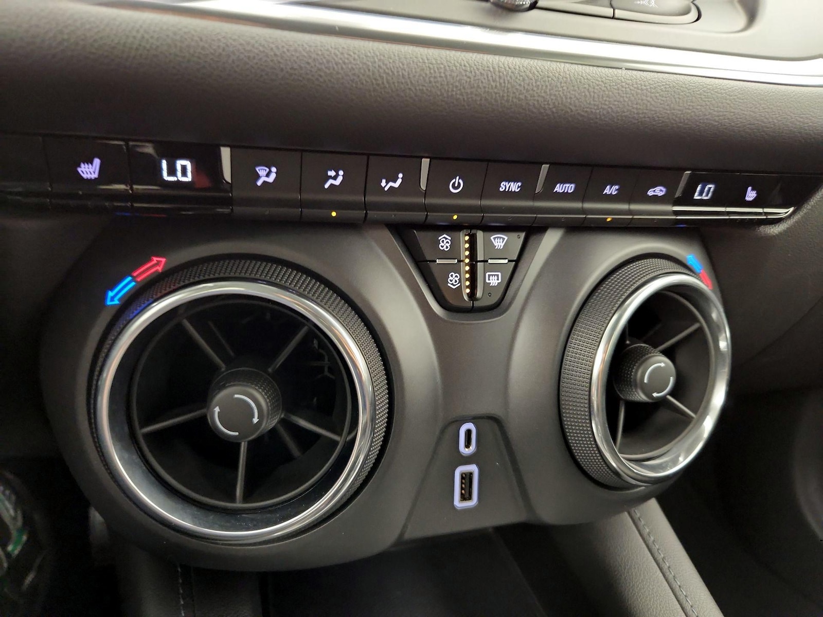 2019 Chevrolet Blazer 2LT - Photo 15