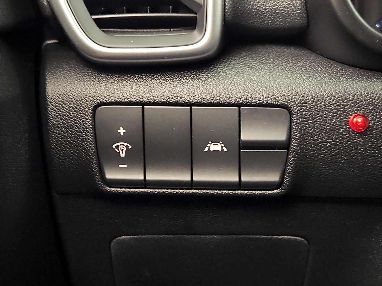 2022 Kia Sportage LX - Photo 14
