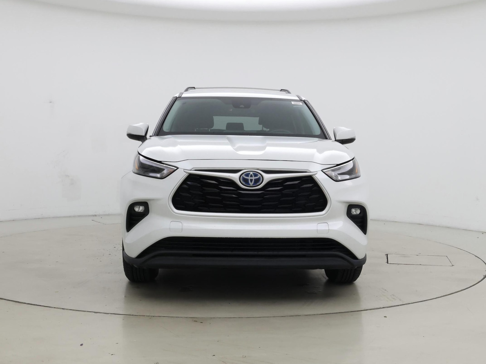 2022 Toyota Highlander LE - Photo 6