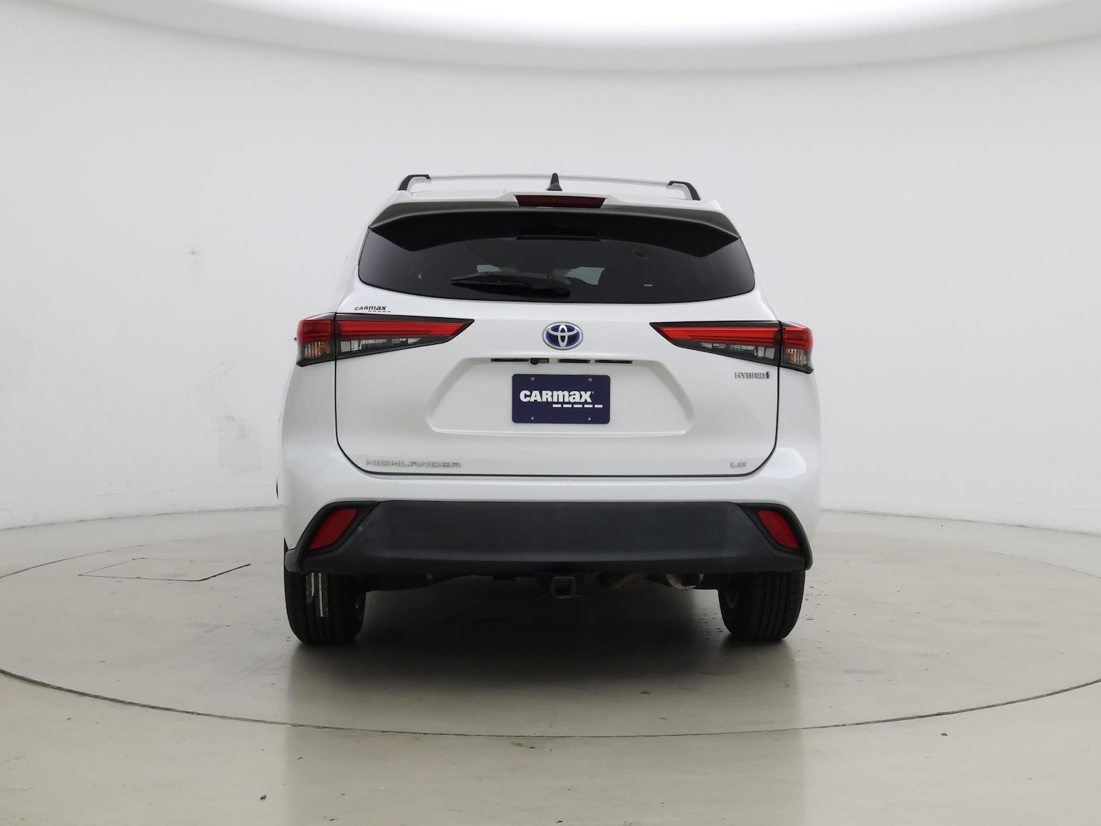 2022 Toyota Highlander LE - Photo 7